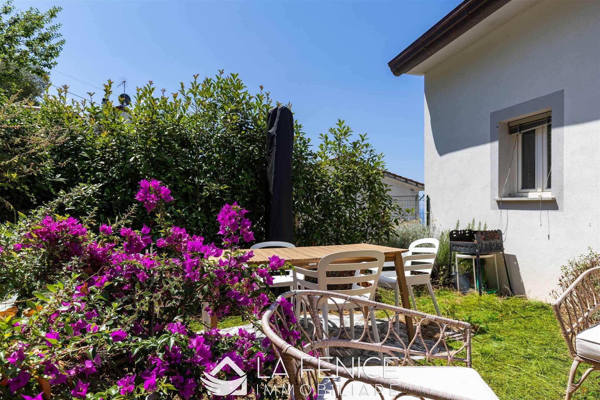 Appartamento indipendente a Vernazza con 2 locali di 46 m2 - Foto Appartamento indipendente a Vernazza con 2 locali di 46 m2 - Foto