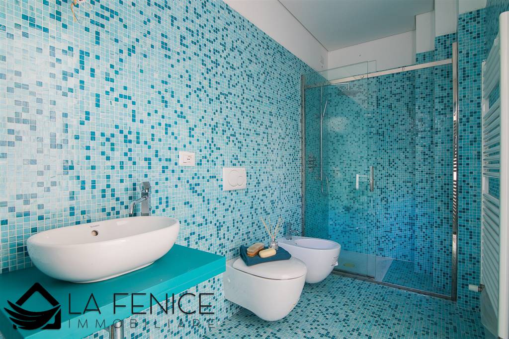 Appartamento a Vernazza con 3 locali di 87 m2 - BAGNO