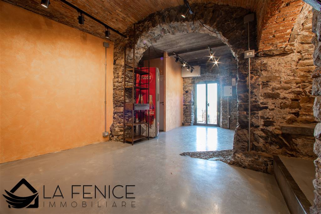 Locale commerciale a Riomaggiore con 1 locali di 30 m2 - LOCALE