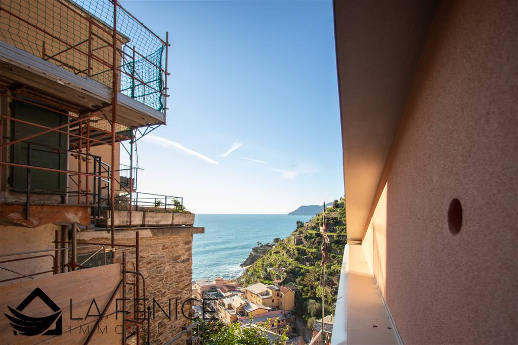 Locale commerciale a Riomaggiore con 1 locali di 30 m2 - VISTA DA CARUGIO