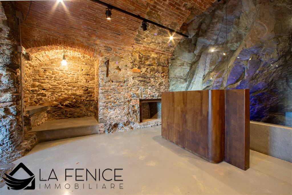 Locale commerciale a Riomaggiore con 1 locali di 30 m2 - LOCALE