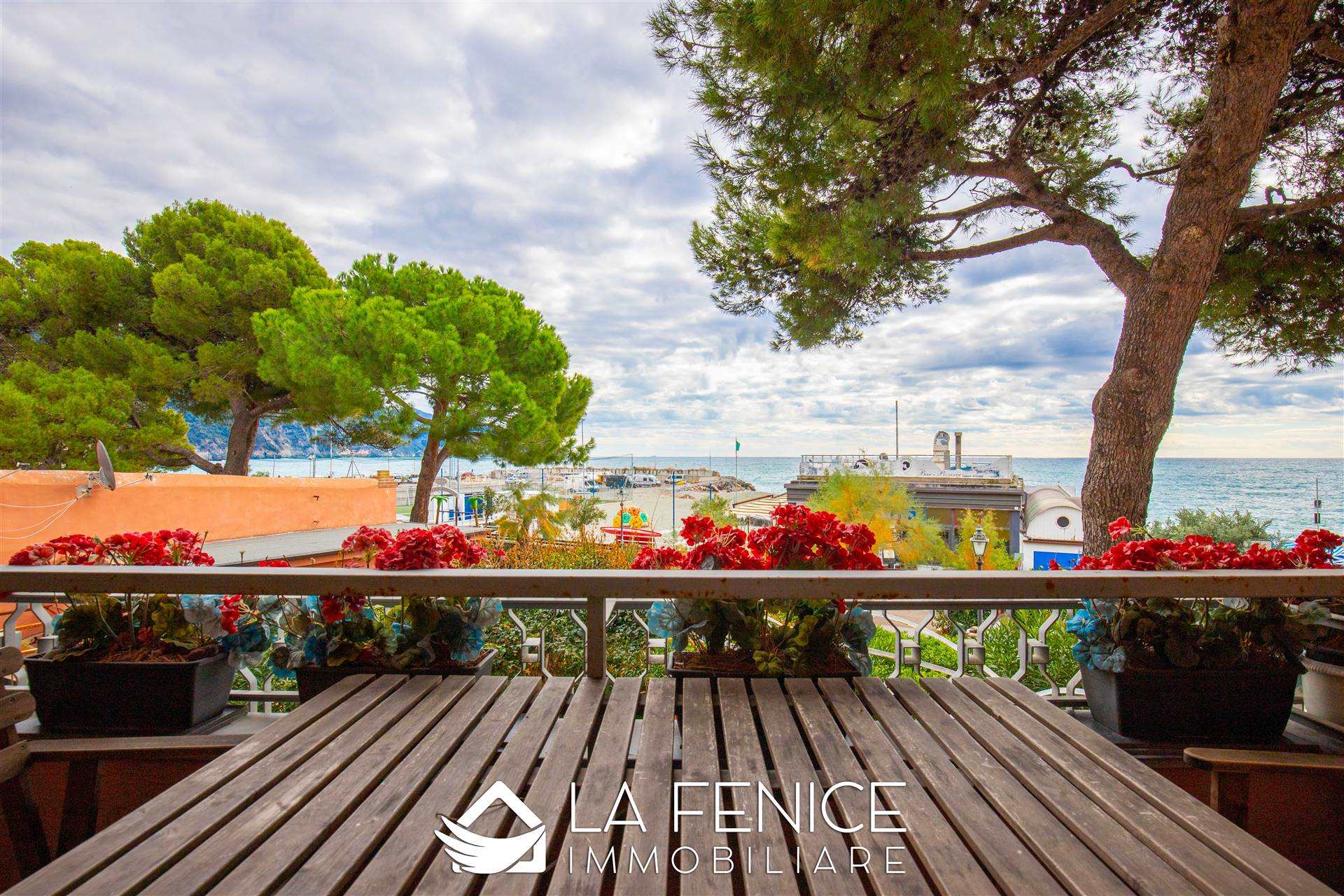 Appartamento a Monterosso al mare con 5 locali di 98 m2 - Foto