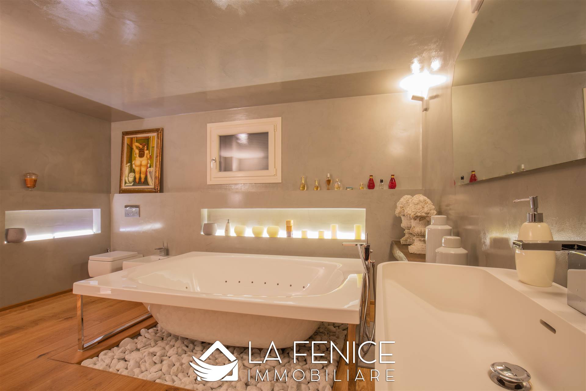 Villa a Vezzano ligure con 8 locali di 216 m2 - Foto