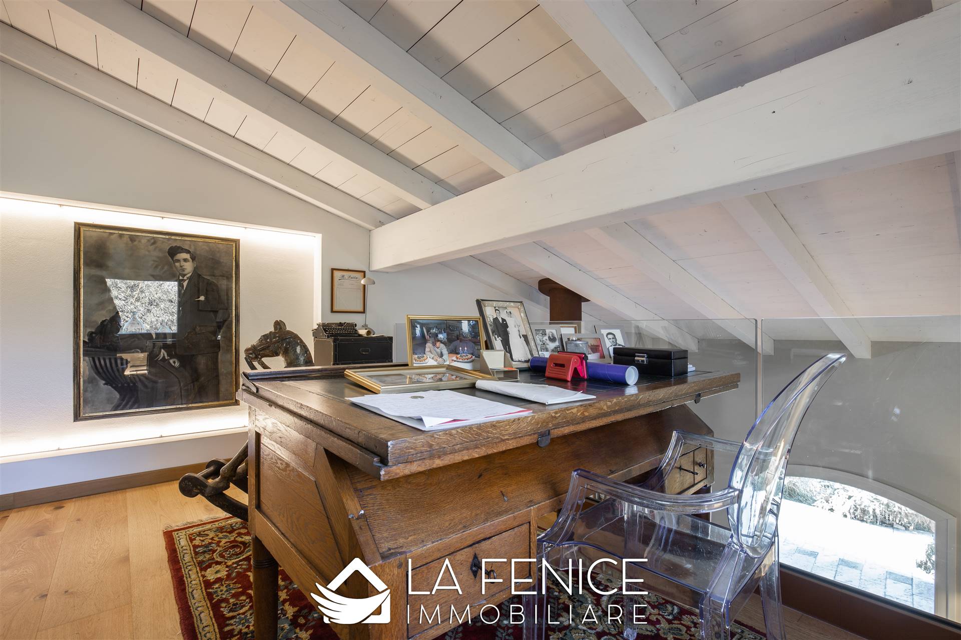 Villa a Vezzano ligure con 8 locali di 216 m2 - Foto