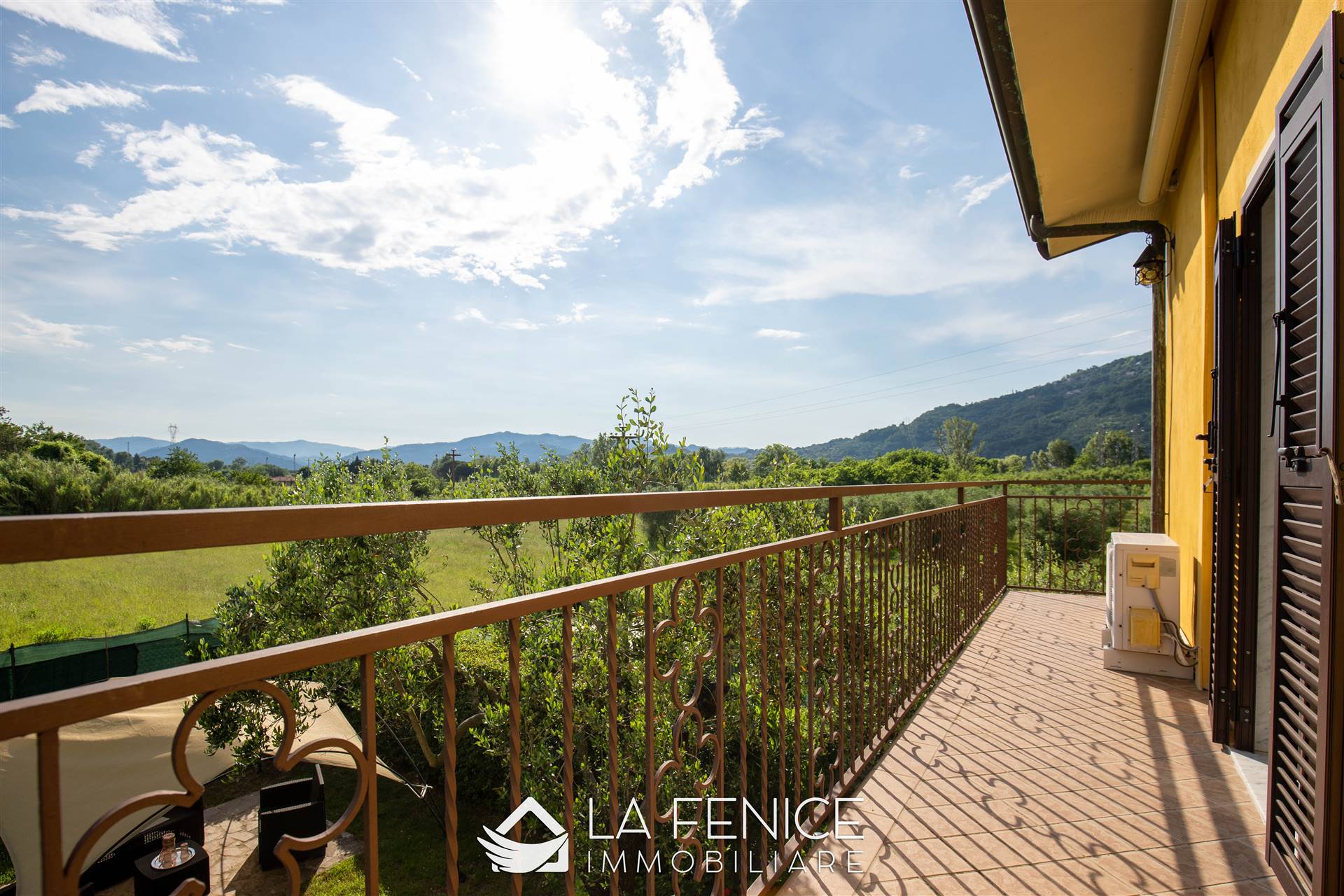 Villa a Santo stefano di magra con 5 locali di 120 m2 - Foto