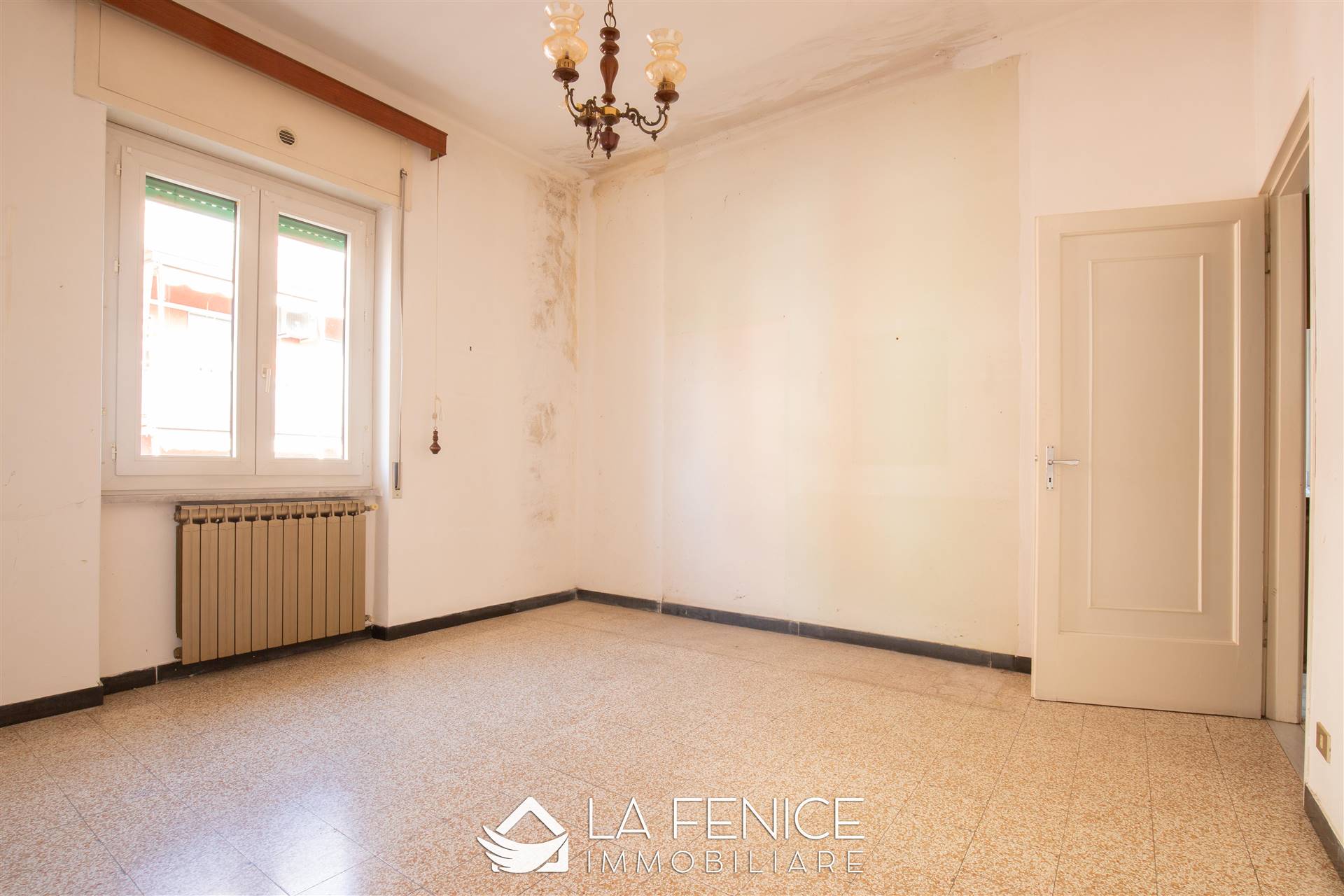 Appartamento a Sarzana con 4 locali di 96 m2 - Foto