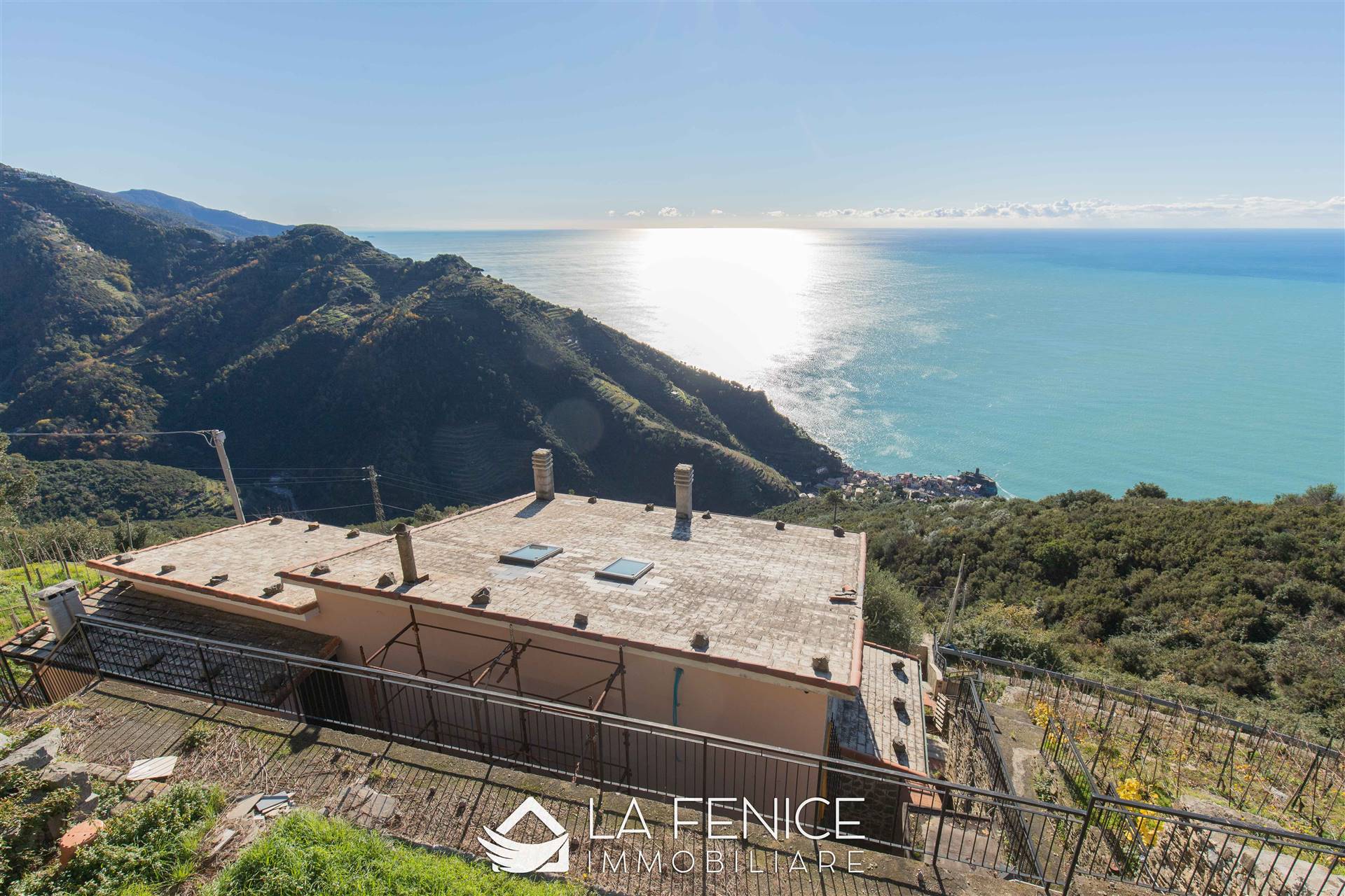 Villa a Vernazza con 5 locali di 227 m2 - Foto