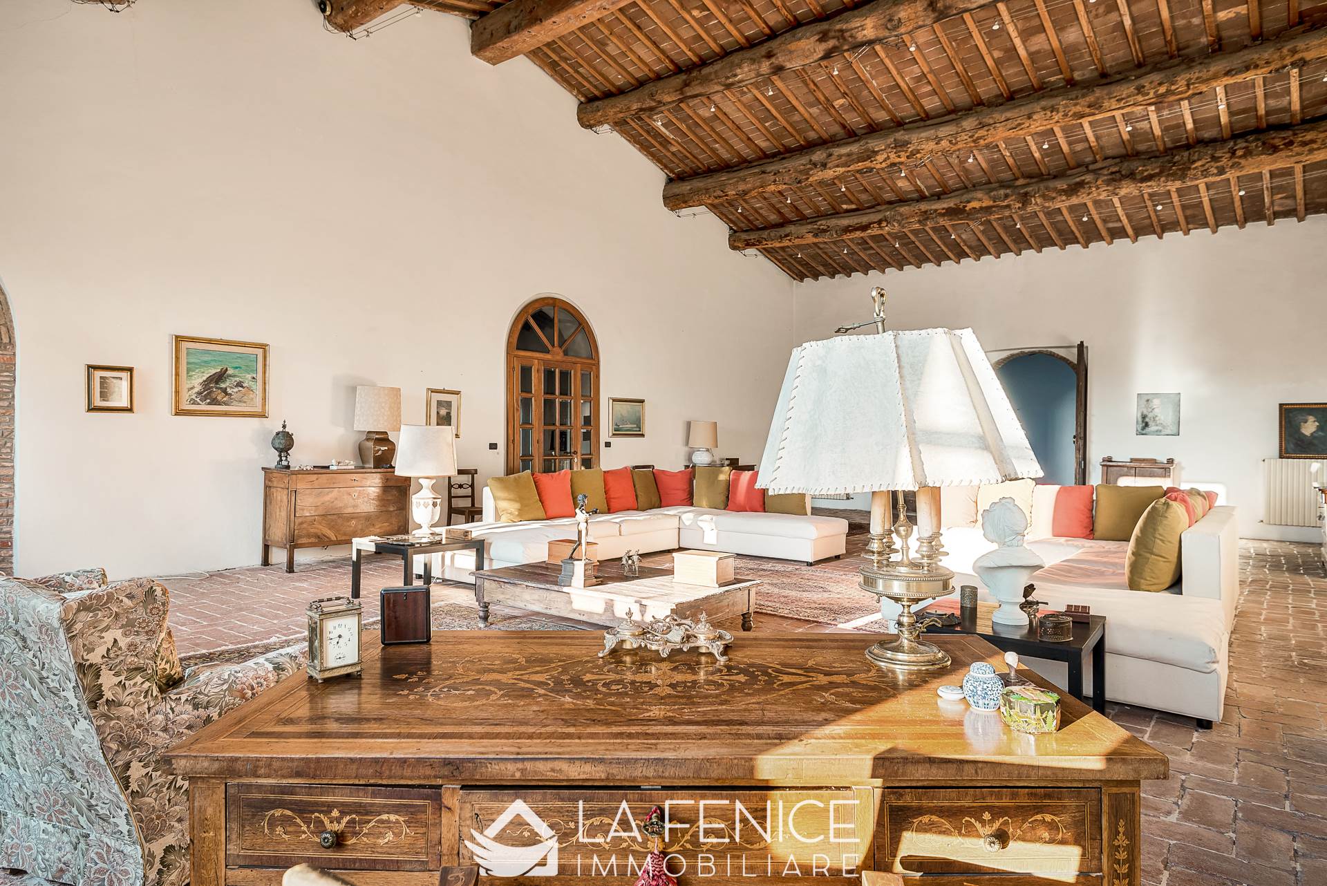 Villa a San giuliano terme con 25 locali di 1675 m2 - Foto Villa a San giuliano terme con 25 locali di 1675 m2 - Foto