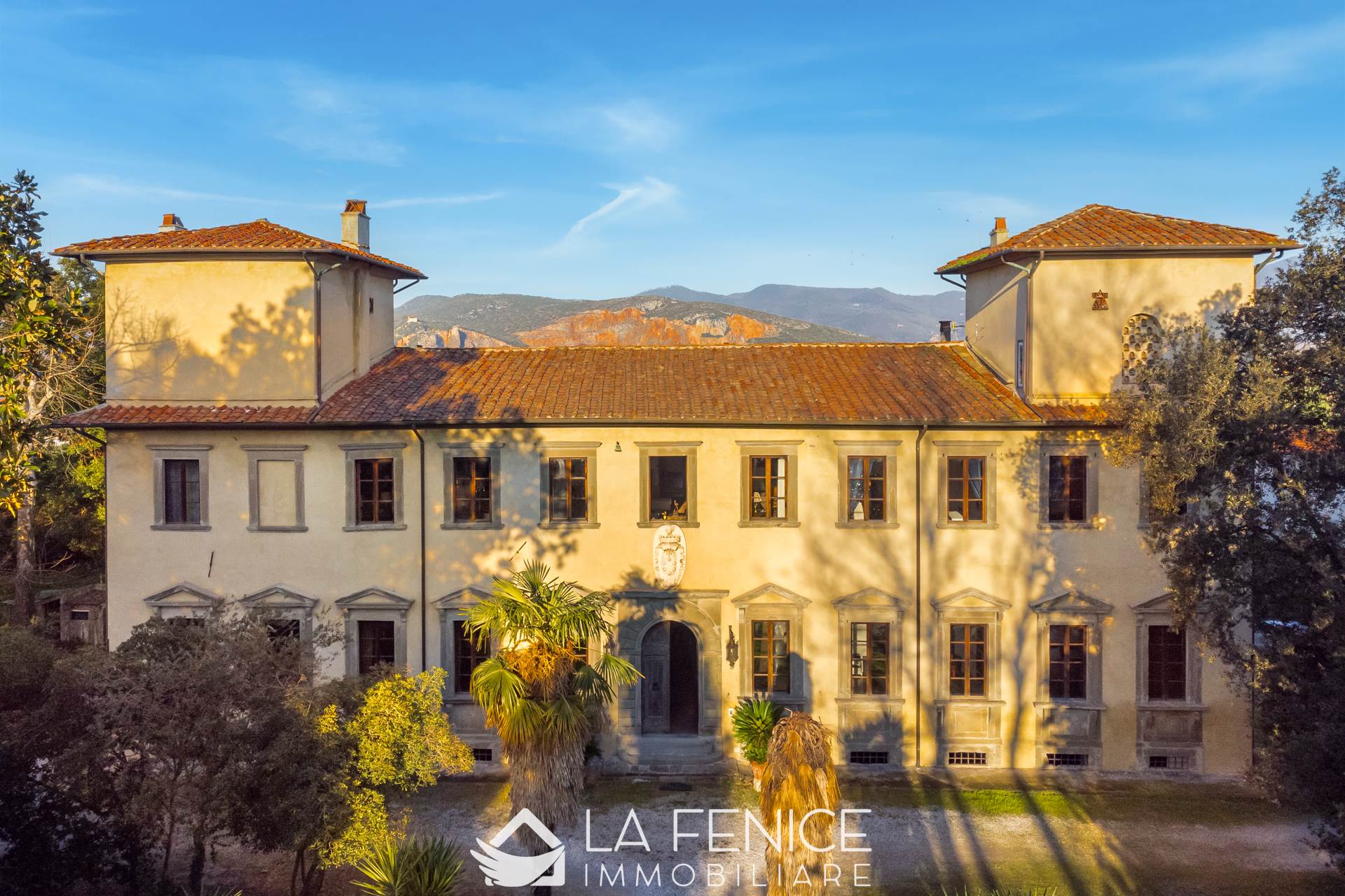 Villa a San giuliano terme con 25 locali di 1675 m2 - Foto Villa a San giuliano terme con 25 locali di 1675 m2 - Foto