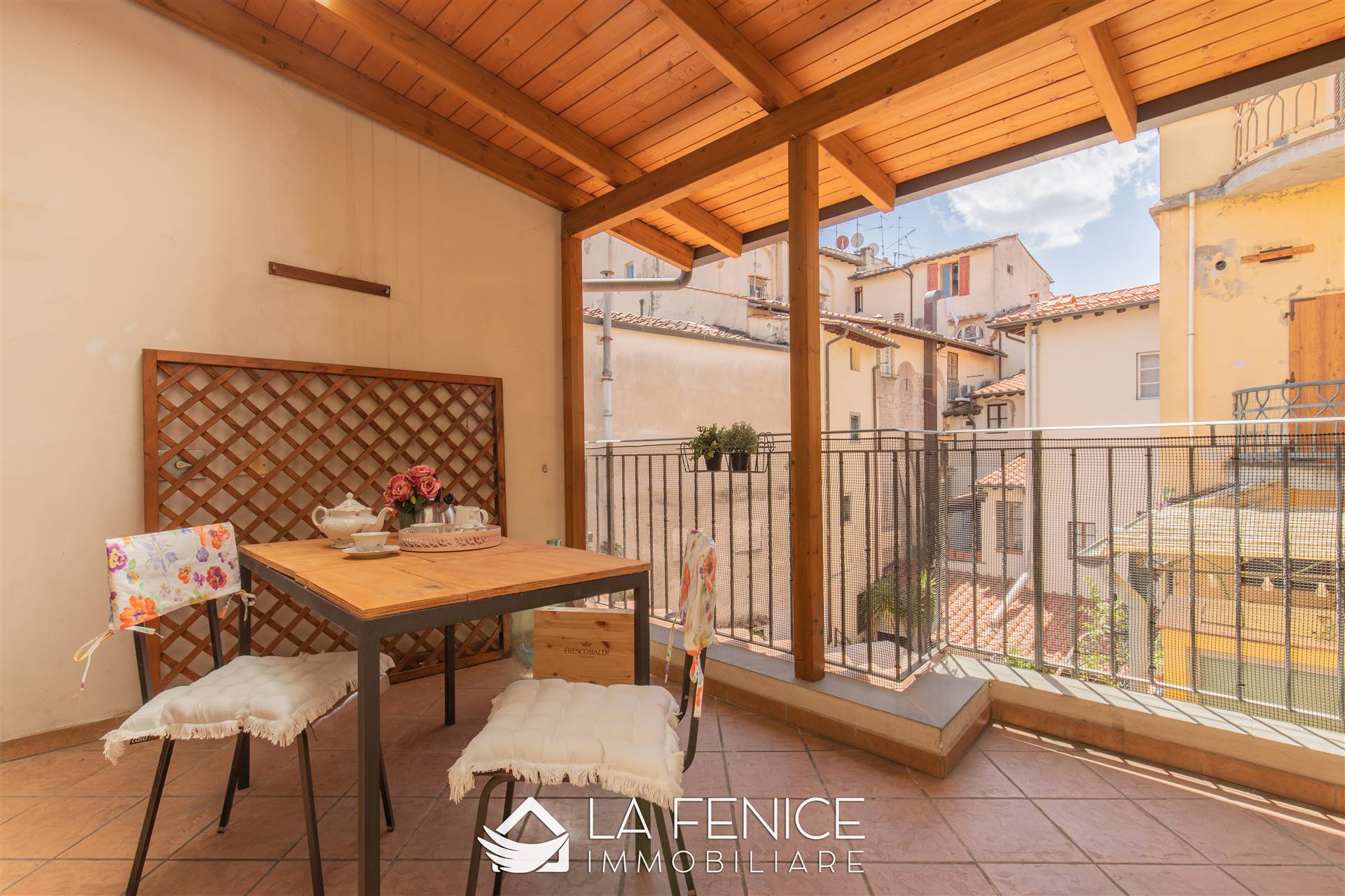 Appartamento a Prato con 5 locali di 118 m2 - Foto