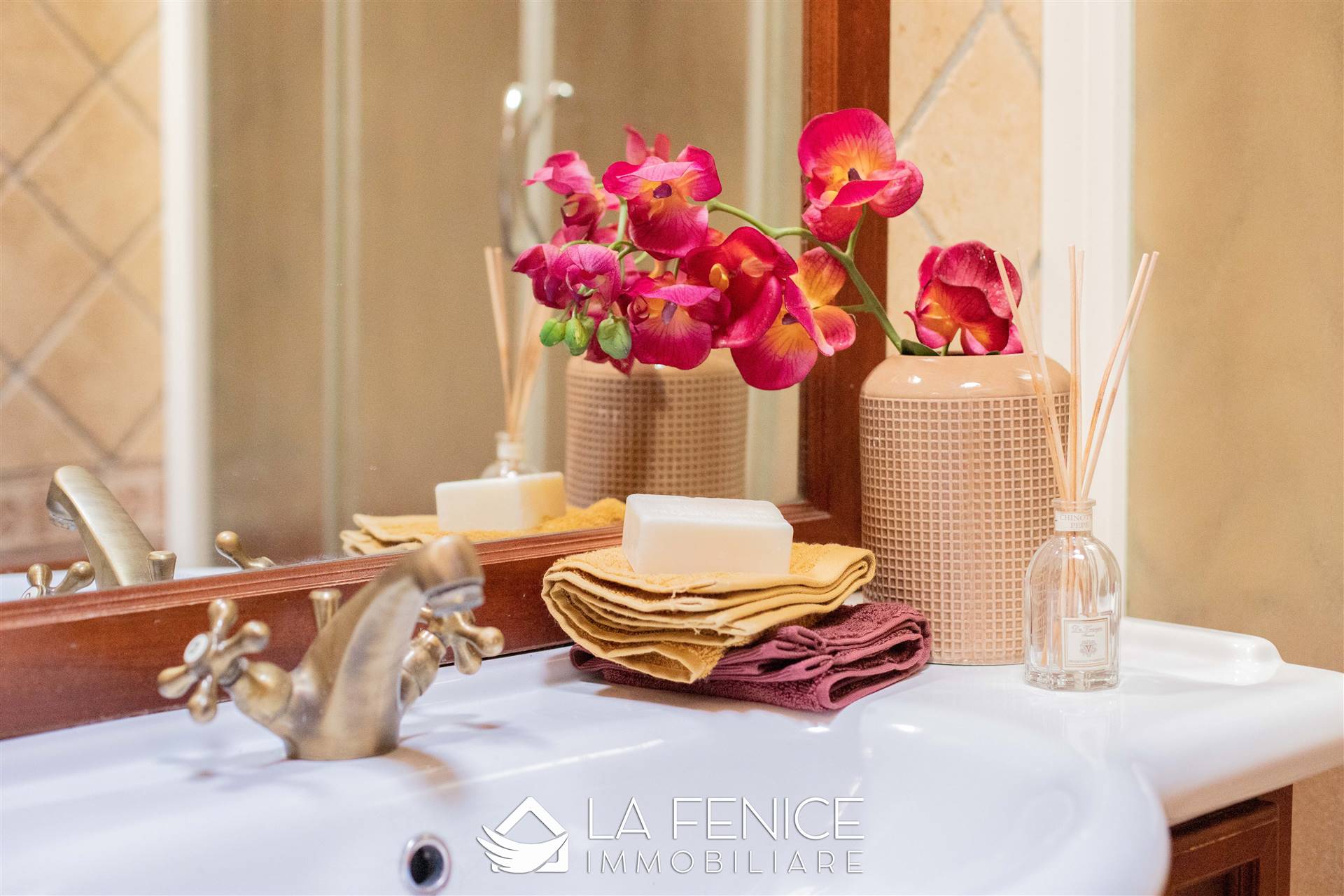 Appartamento a Prato con 5 locali di 118 m2 - Foto