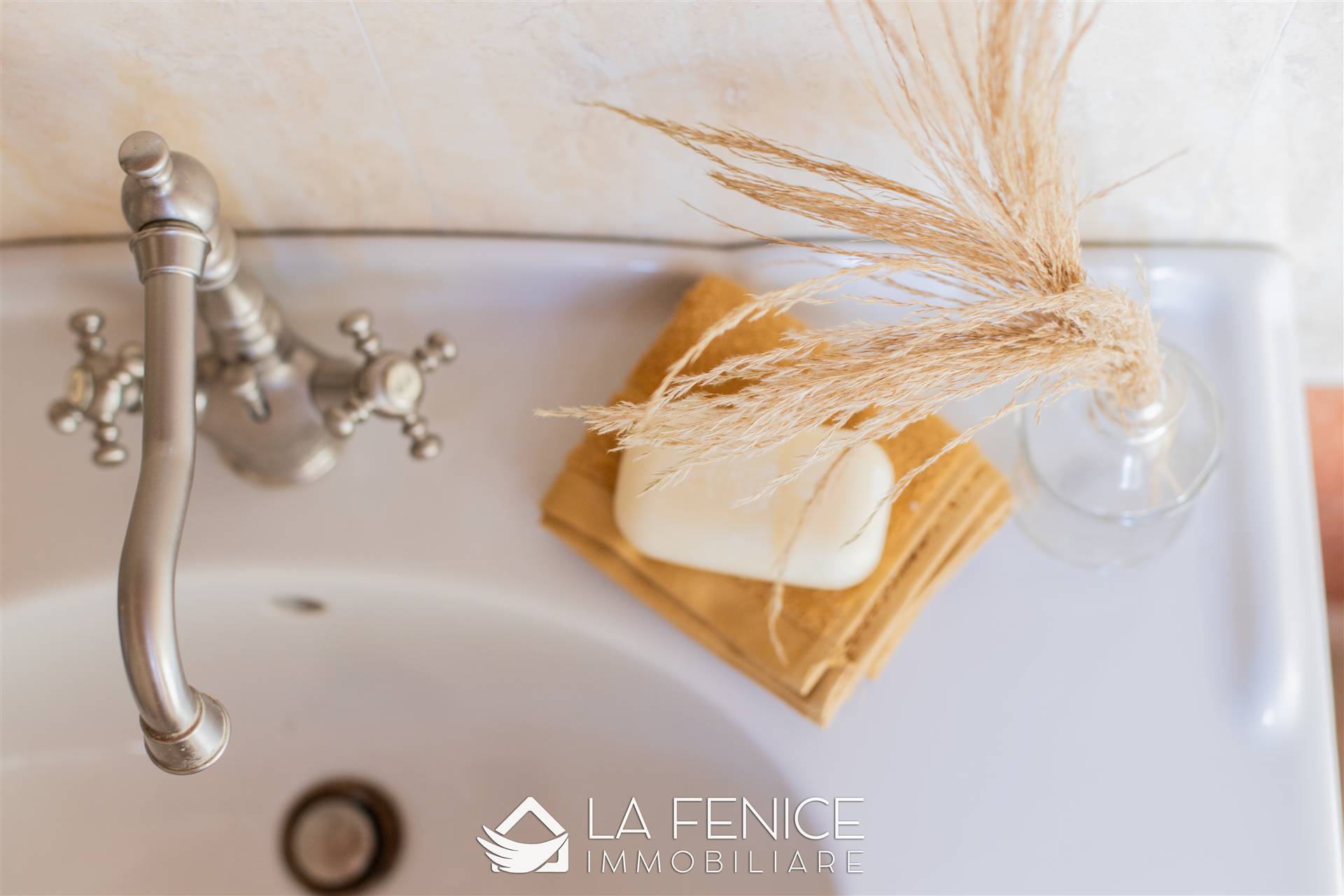 Appartamento a Prato con 5 locali di 118 m2 - Foto