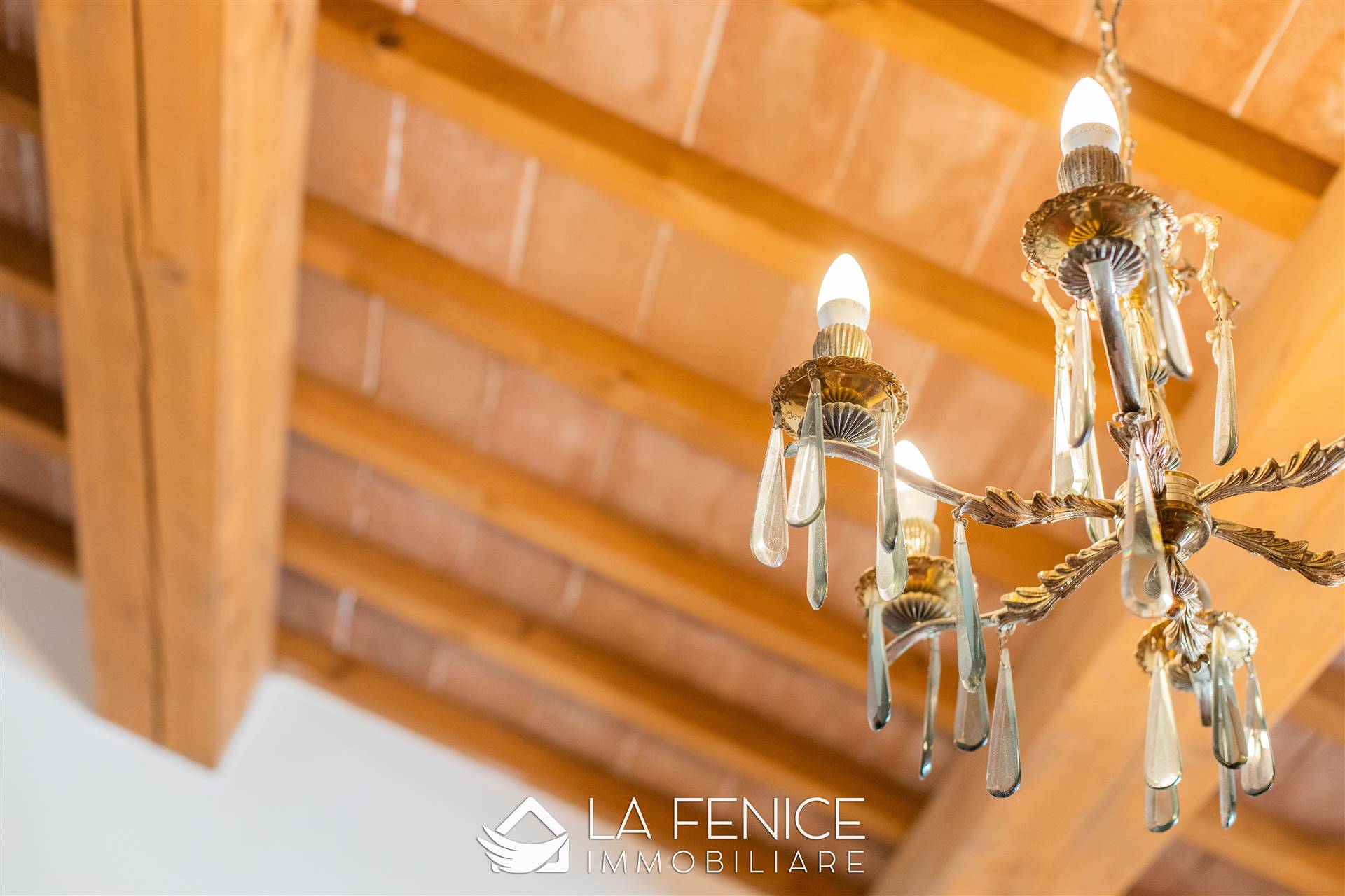 Appartamento a Prato con 5 locali di 118 m2 - Foto