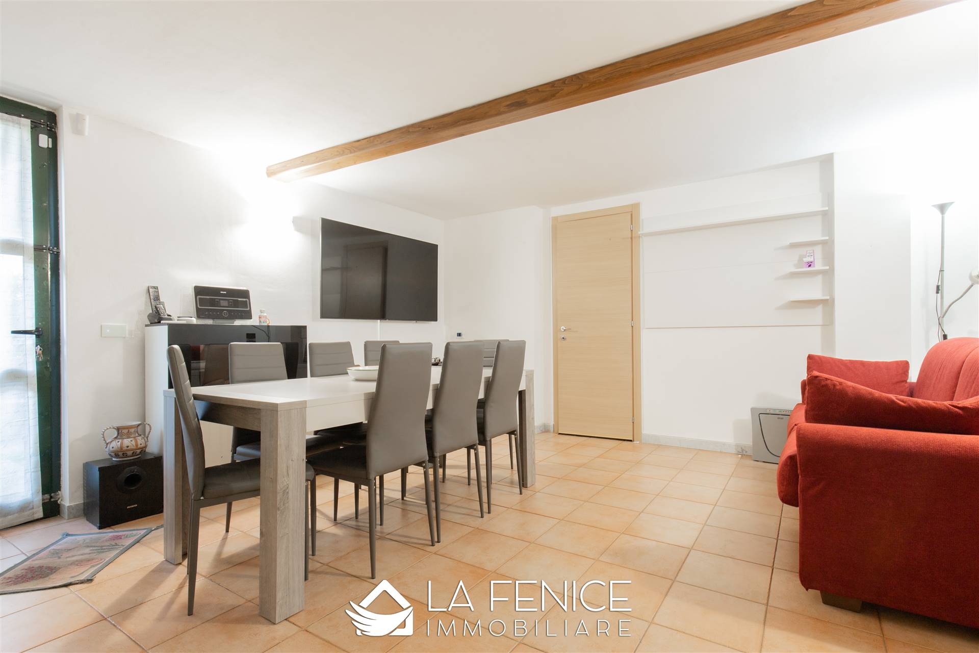 Appartamento a Sarzana con 5 locali di 114 m2 - Foto