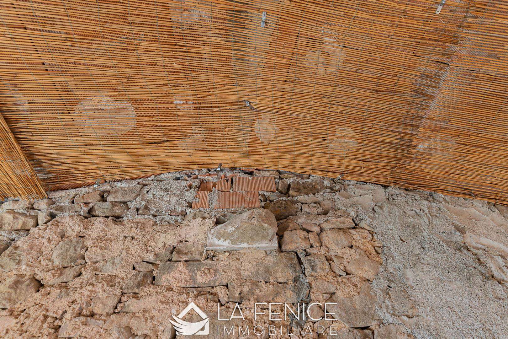 Laboratorio a Riomaggiore con 1 locali di 23 m2 - Foto