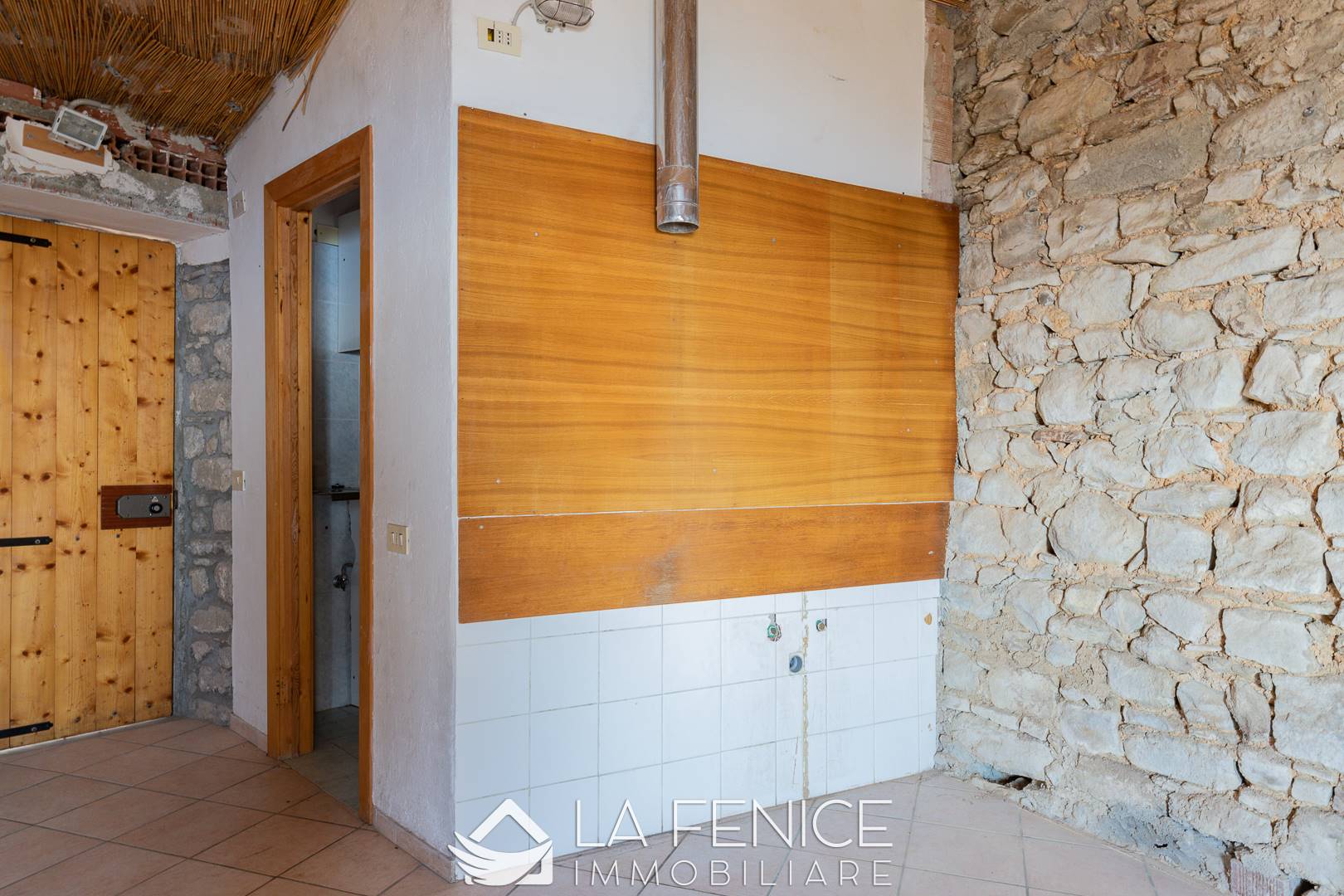 Laboratorio a Riomaggiore con 1 locali di 23 m2 - Foto