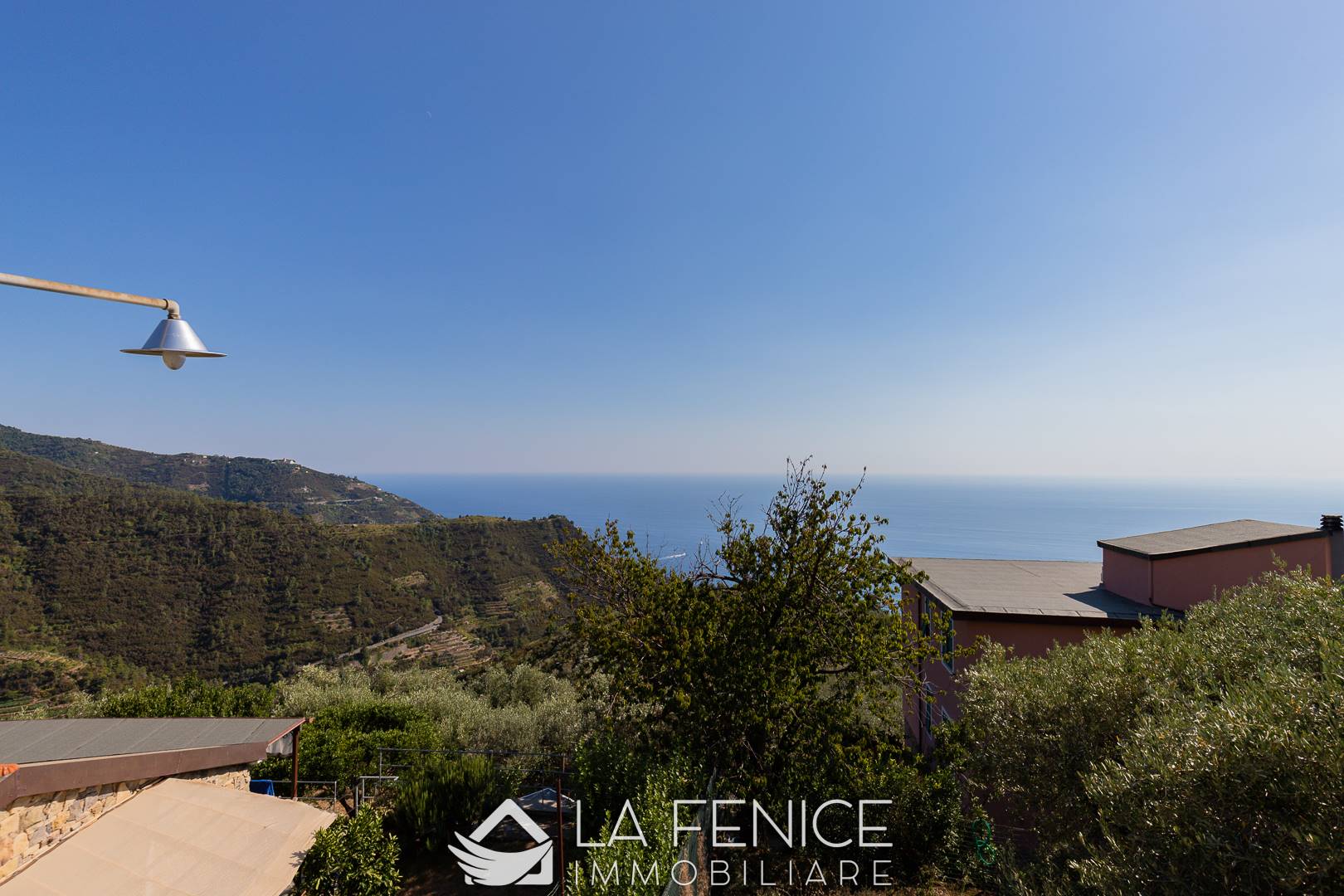 Laboratorio a Riomaggiore con 1 locali di 23 m2 - Foto