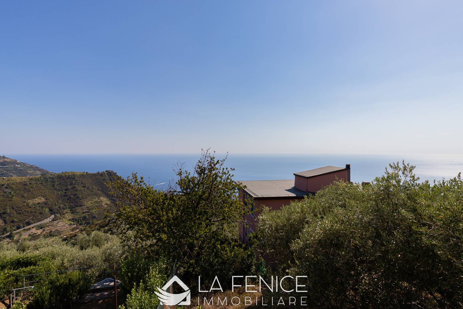 Laboratorio a Riomaggiore con 1 locali di 23 m2 - Foto