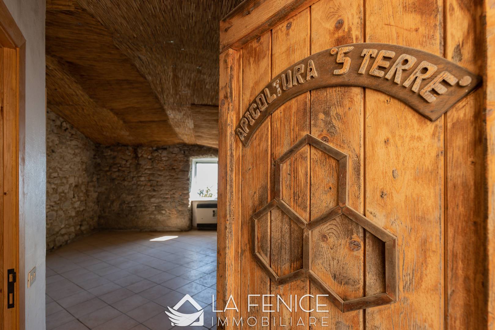 Laboratorio a Riomaggiore con 1 locali di 23 m2 - Foto