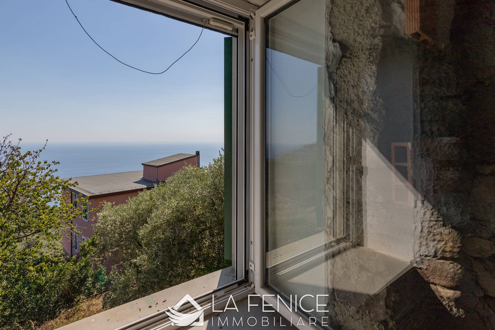 Laboratorio a Riomaggiore con 1 locali di 23 m2 - Foto