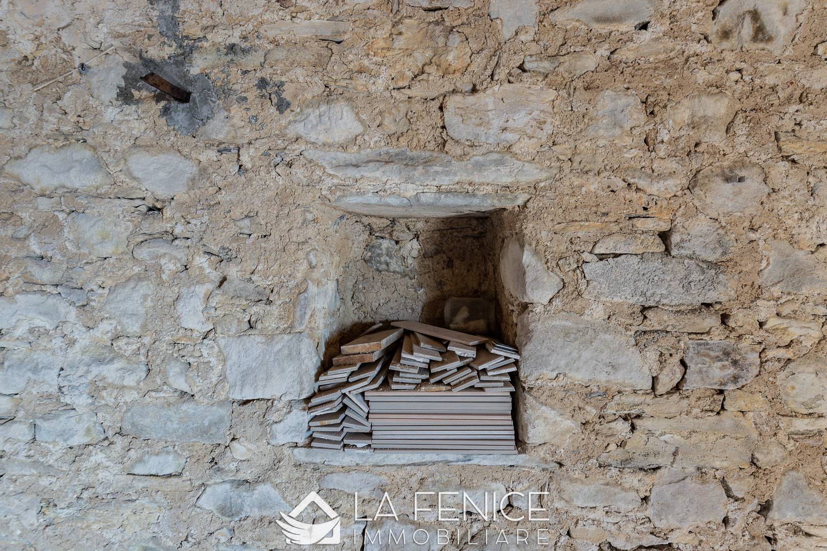 Laboratorio a Riomaggiore con 1 locali di 23 m2 - Foto