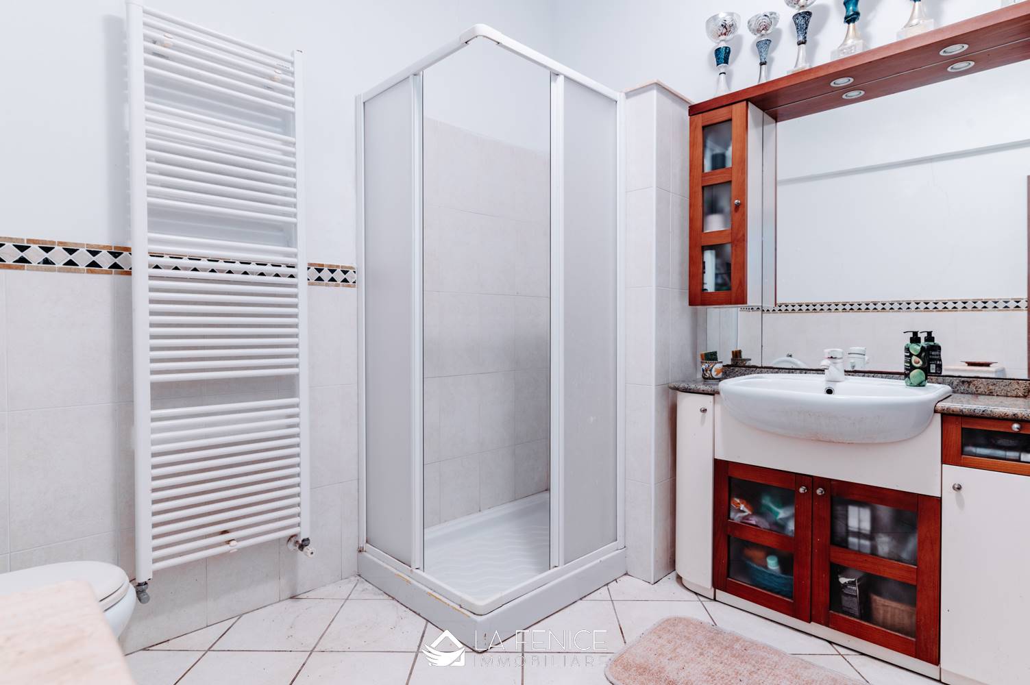 Villa a Ameglia con 16 locali di 312 m2 - Foto