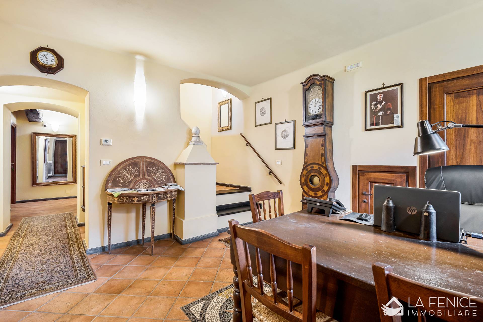 Villa a Beverino con 17 locali di 485 m2 - INGRESSO