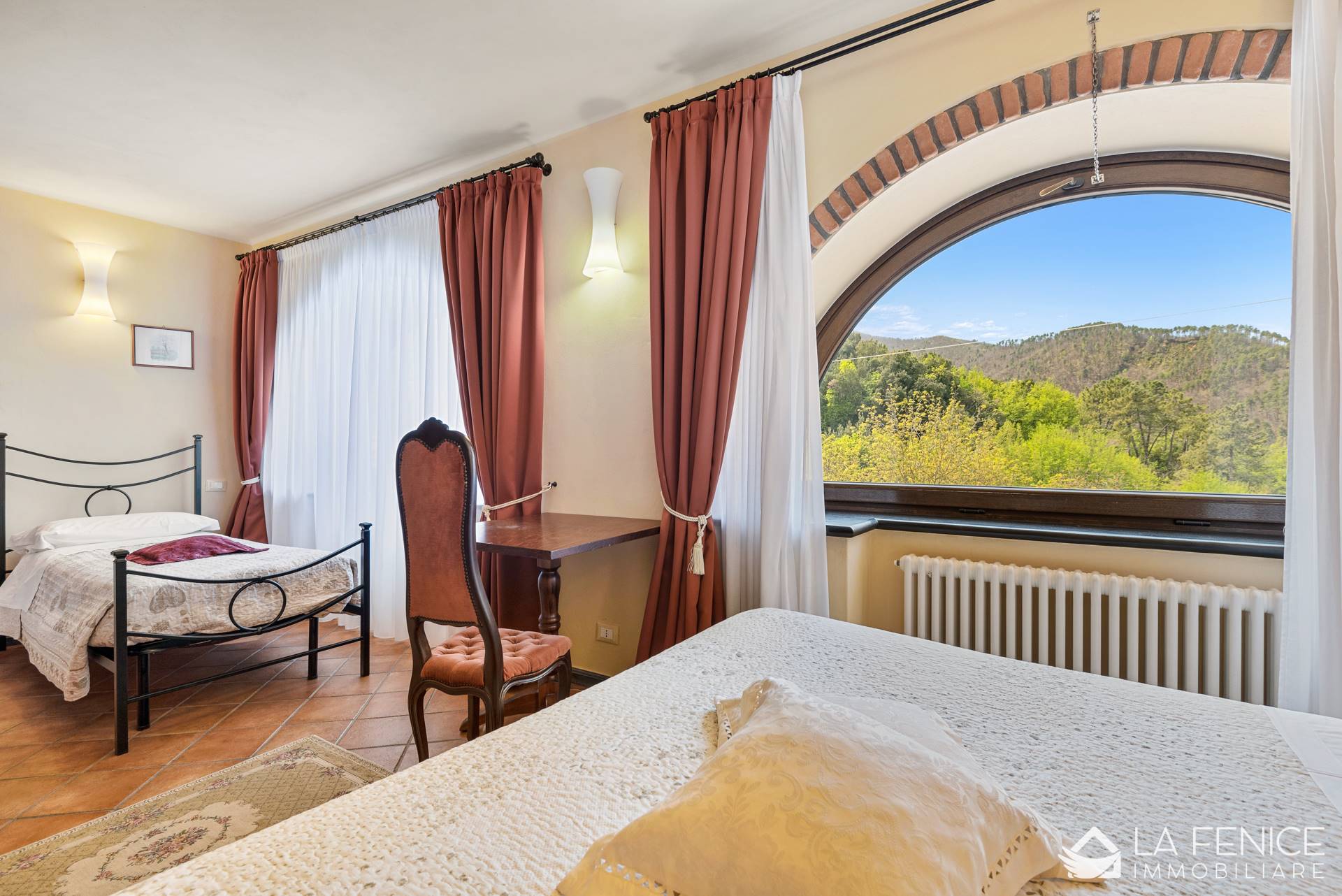 Villa a Beverino con 17 locali di 485 m2 - CAMERA 3