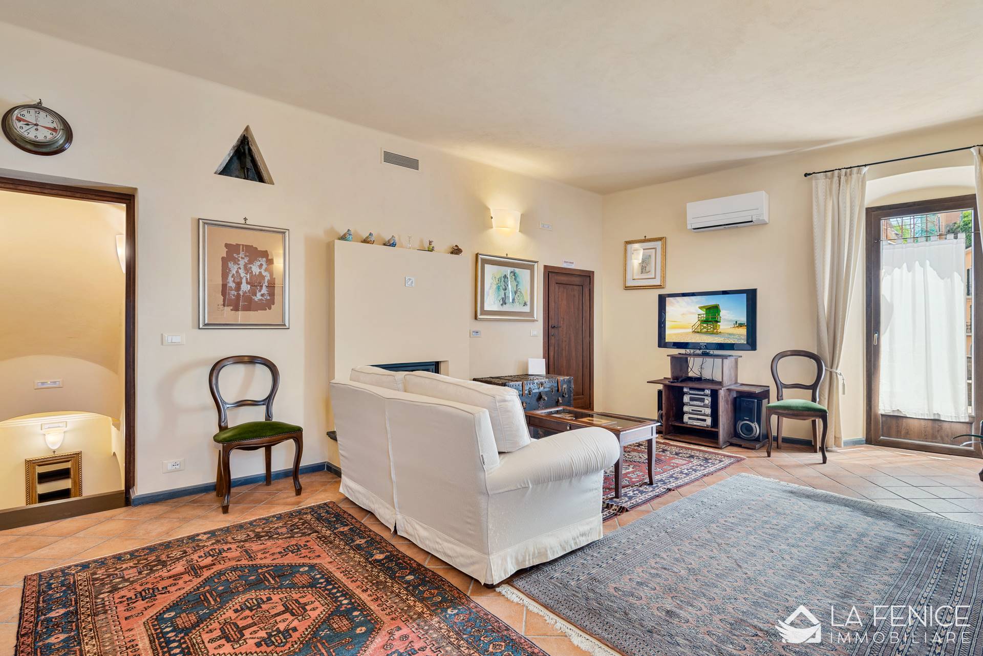 Villa a Beverino con 17 locali di 485 m2 - SOGGIORNO