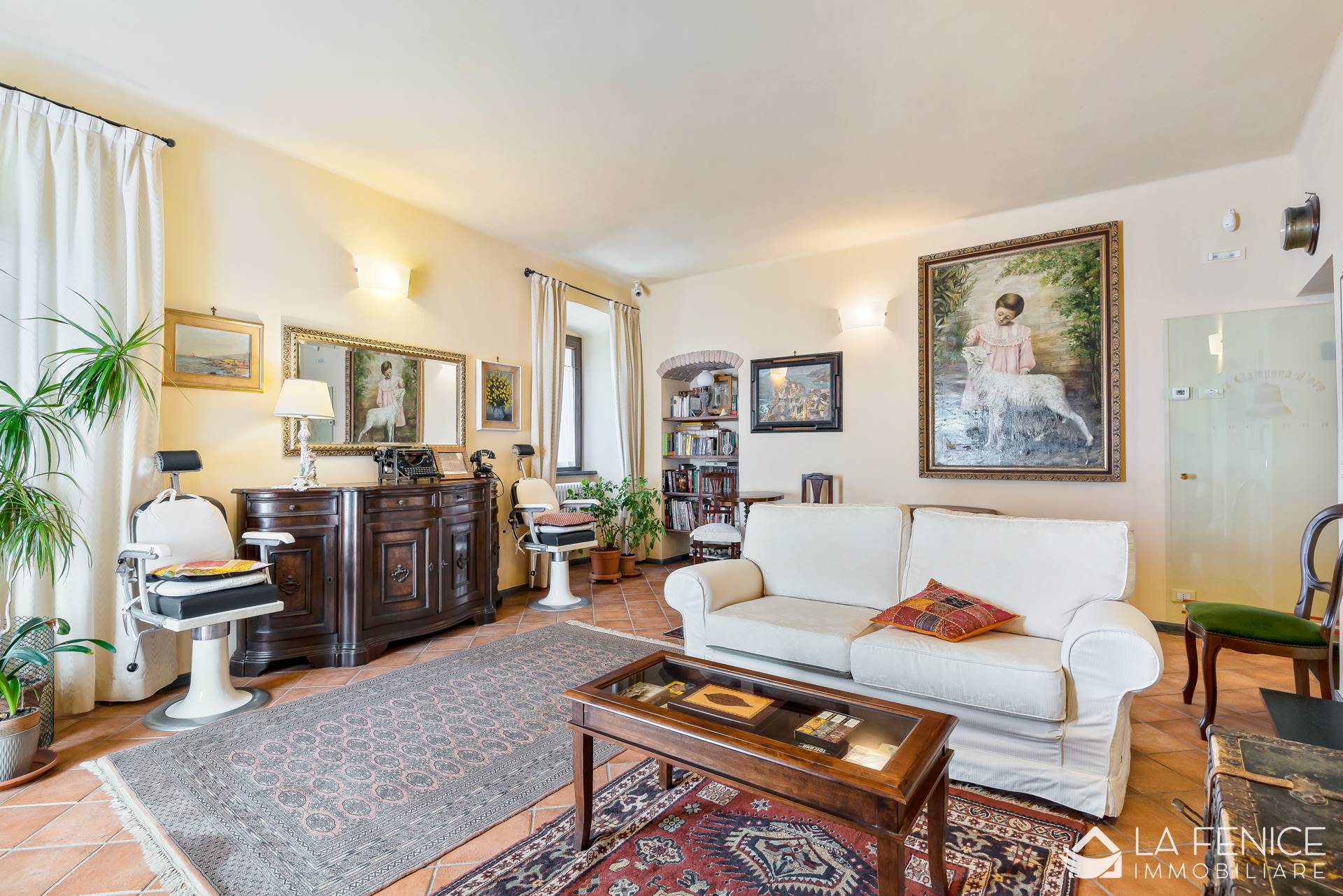 Villa a Beverino con 17 locali di 485 m2 - SOGGIORNO