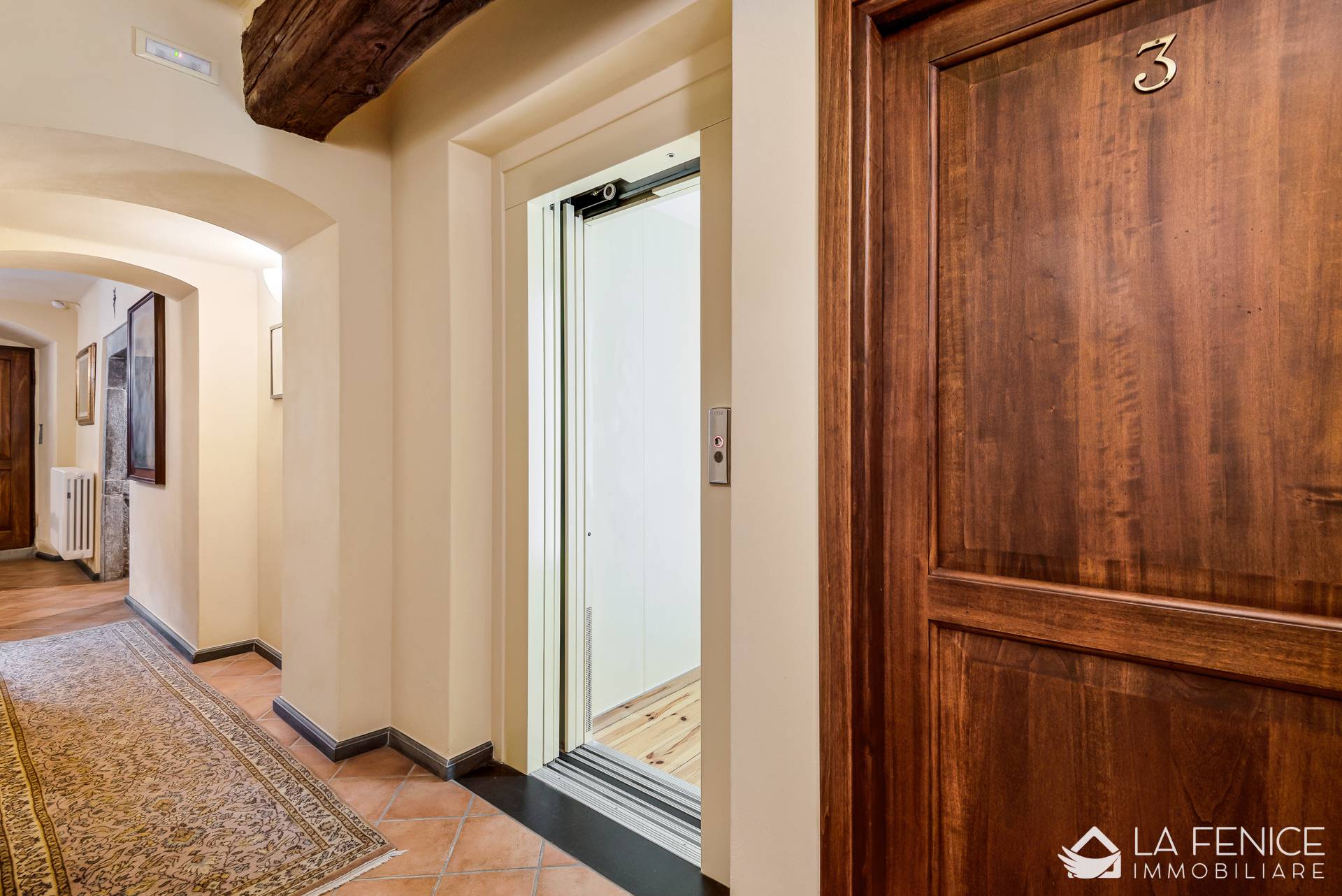 Villa a Beverino con 17 locali di 485 m2 - ASCENSORE