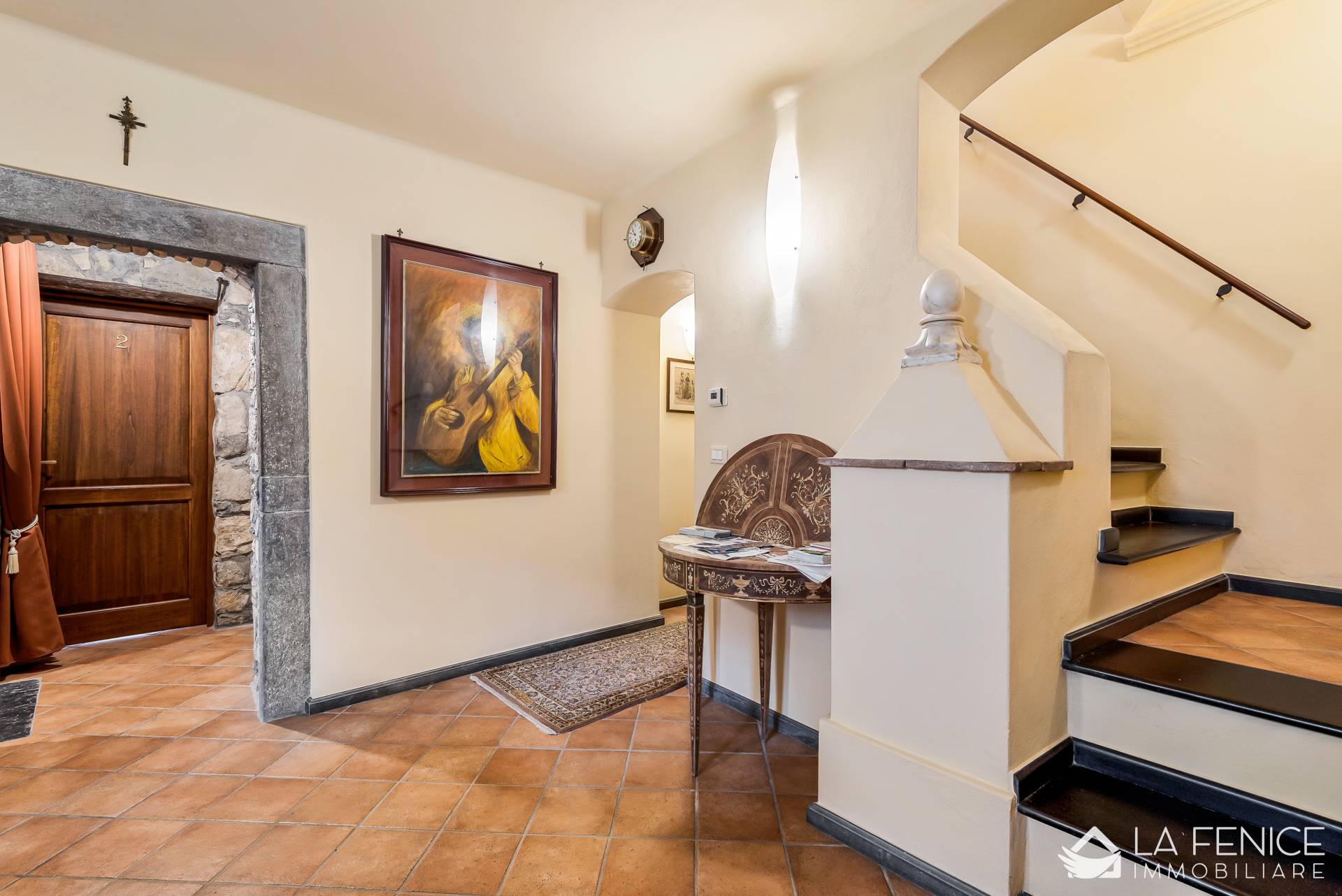 Villa a Beverino con 17 locali di 485 m2 - INGRESSO