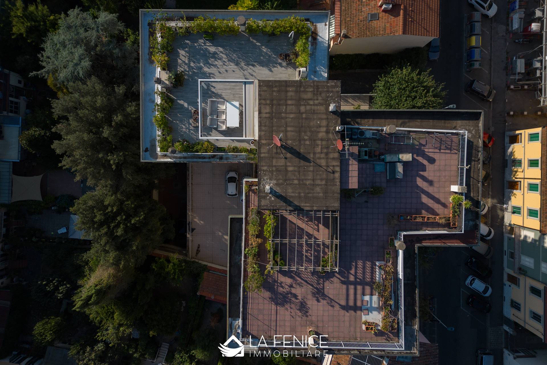 Appartamento a Firenze con 10 locali di 200 m2 - VISTA DALL'ALTO