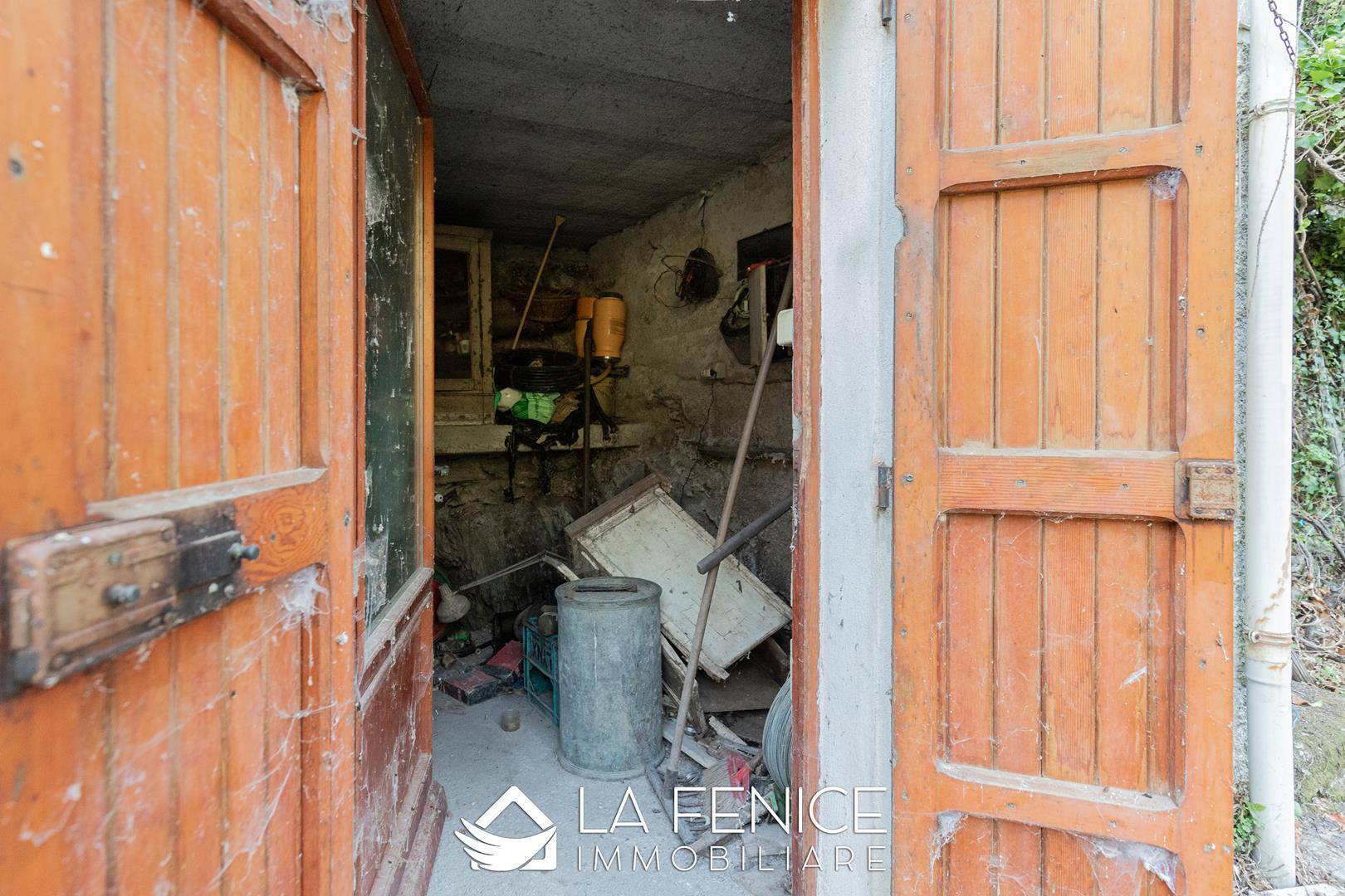 Rustico casale a Riomaggiore con 4 locali di 70 m2 - CANTINA