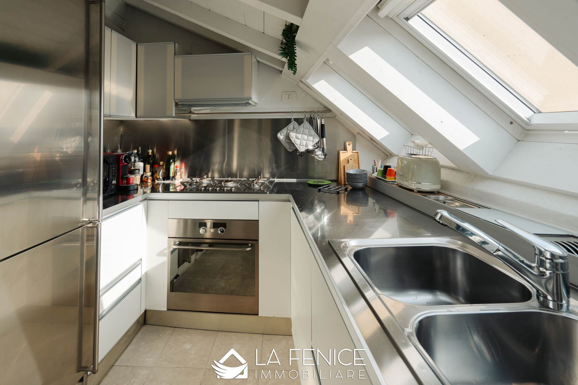 Mansarda a Piacenza con 6 locali di 109 m2 - Foto