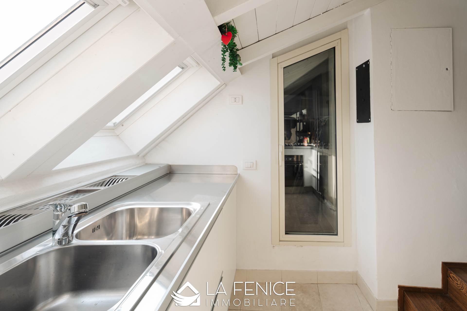 Mansarda a Piacenza con 6 locali di 109 m2 - Foto