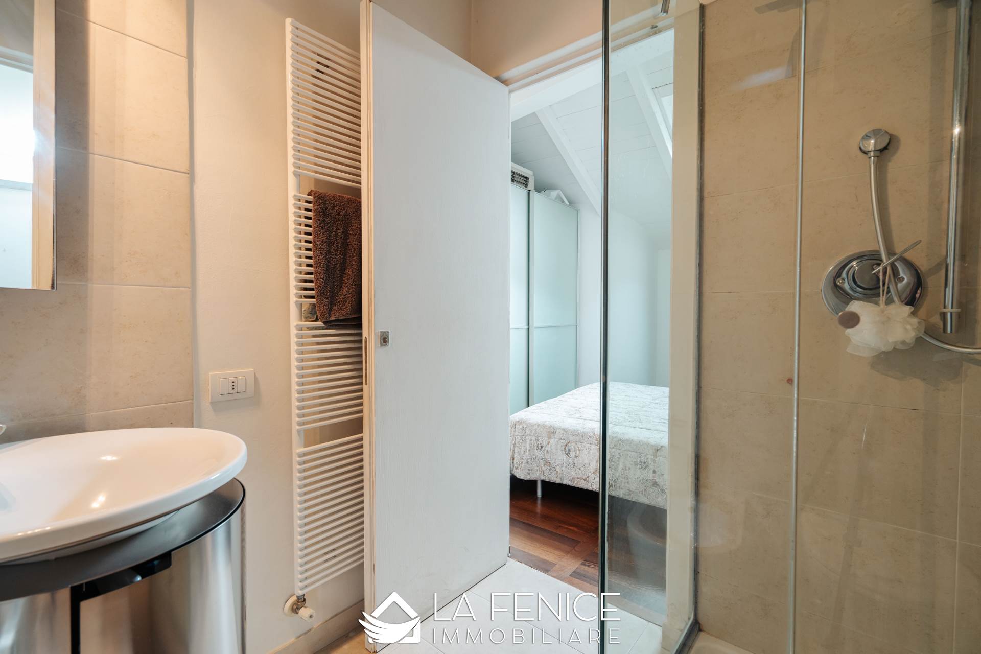 Mansarda a Piacenza con 6 locali di 109 m2 - Foto