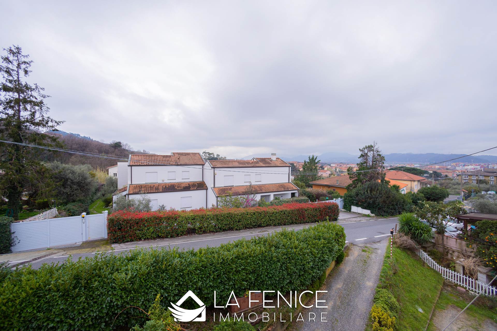 Appartamento a Santo stefano di magra con 6 locali di 119 m2 - Foto