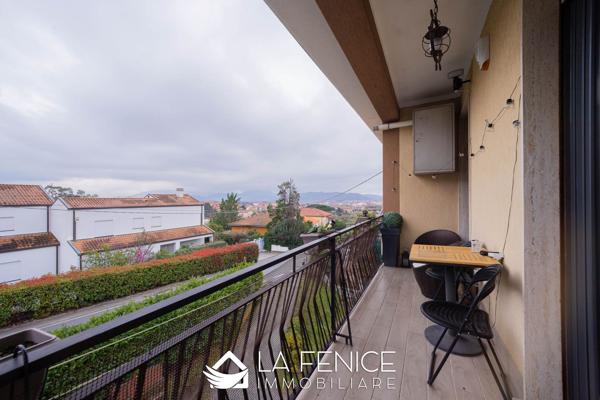 Appartamento a Santo stefano di magra con 6 locali di 119 m2 - Foto