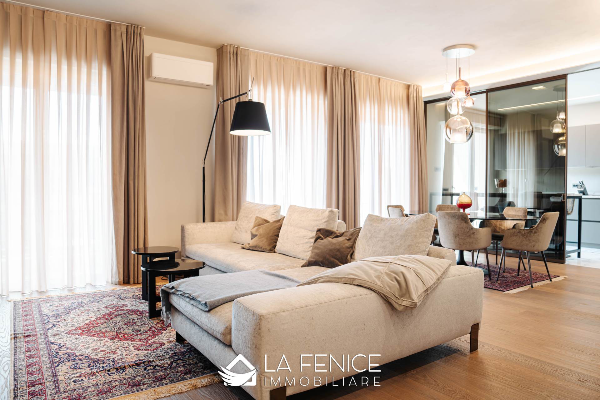 Appartamento a Carrara con 5 locali di 163 m2 - Foto