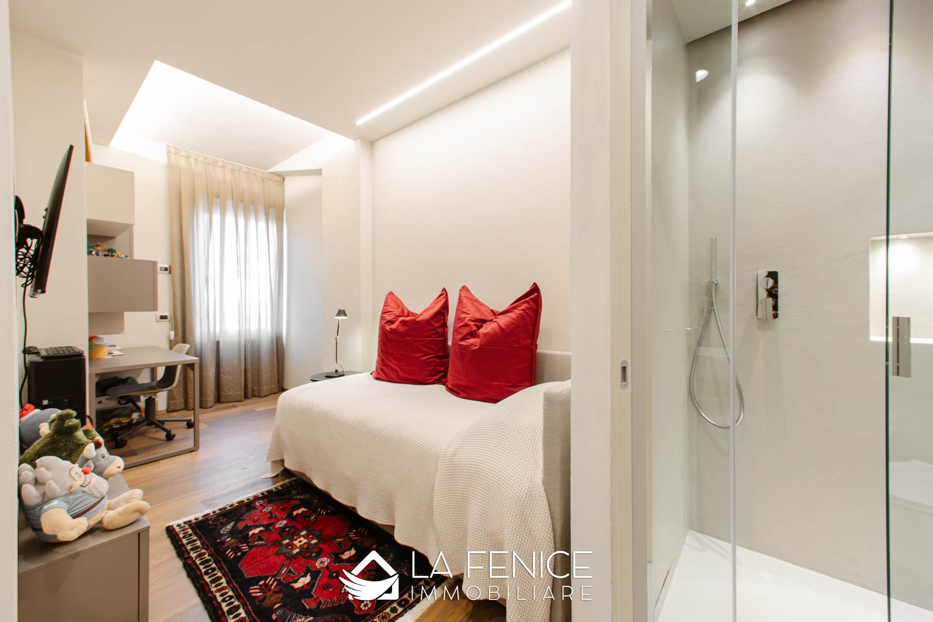 Appartamento a Carrara con 5 locali di 163 m2 - Foto