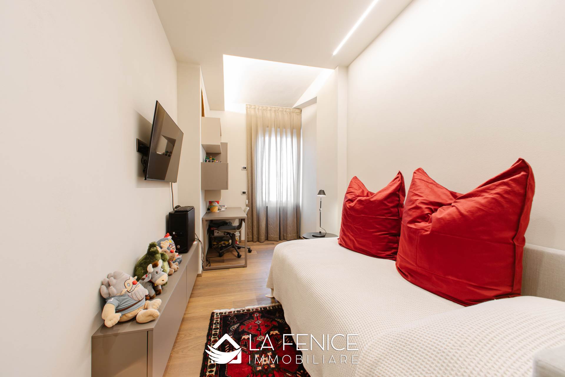 Appartamento a Carrara con 5 locali di 163 m2 - Foto