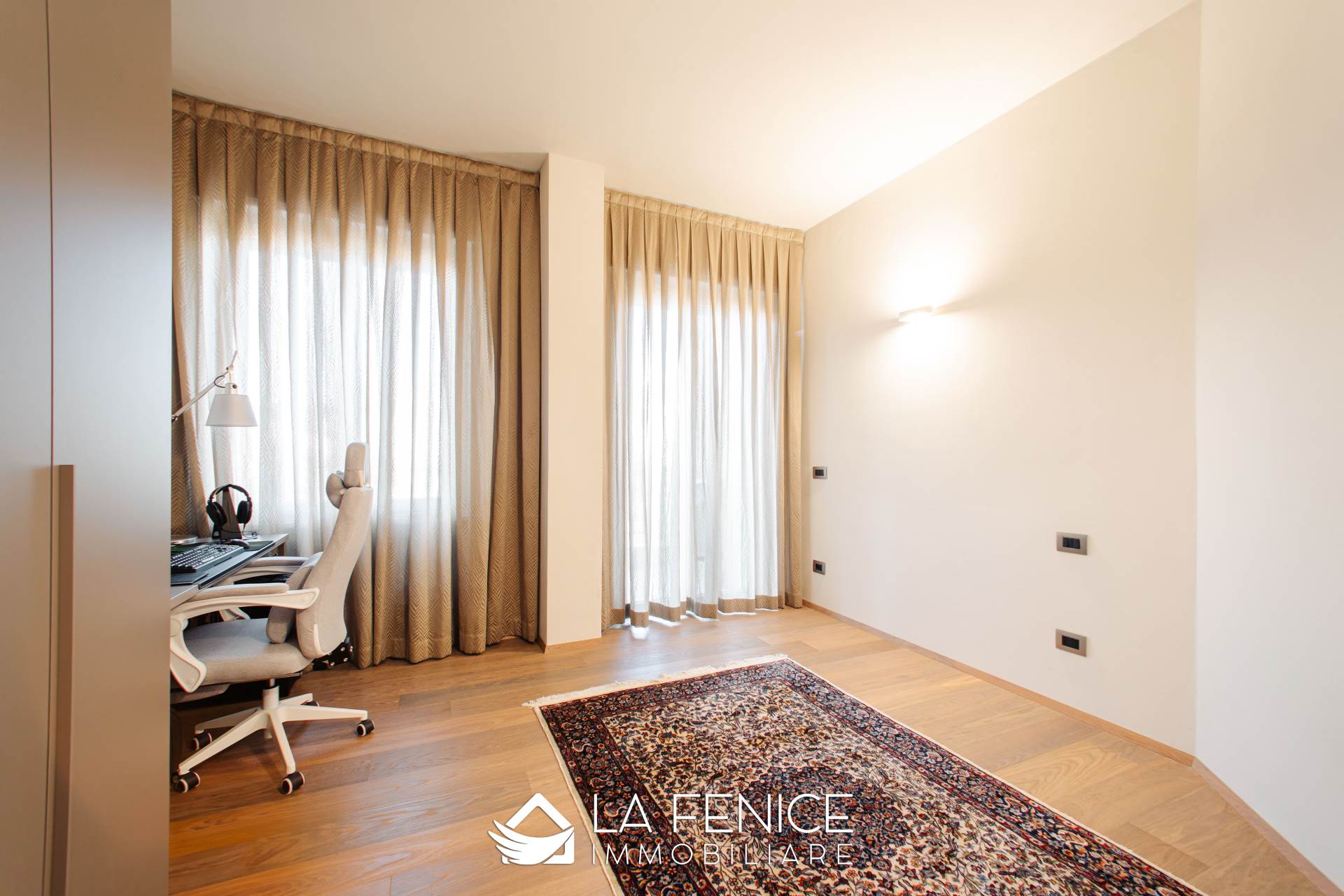 Appartamento a Carrara con 5 locali di 163 m2 - Foto