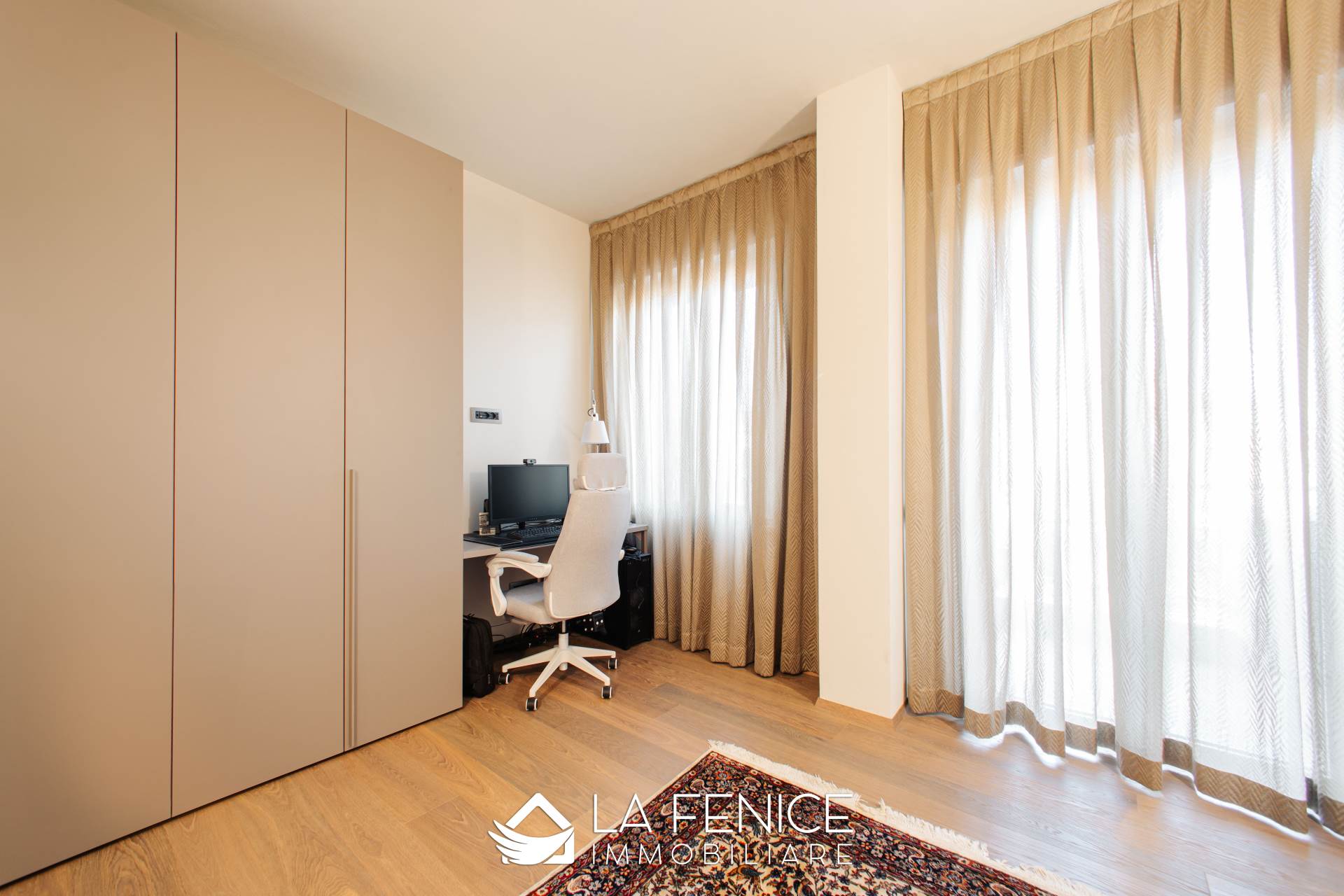 Appartamento a Carrara con 5 locali di 163 m2 - Foto