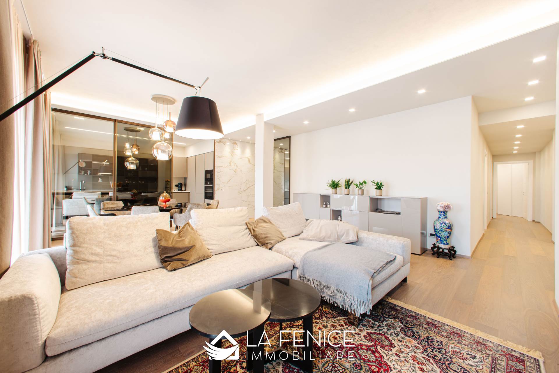 Appartamento a Carrara con 5 locali di 163 m2 - Foto