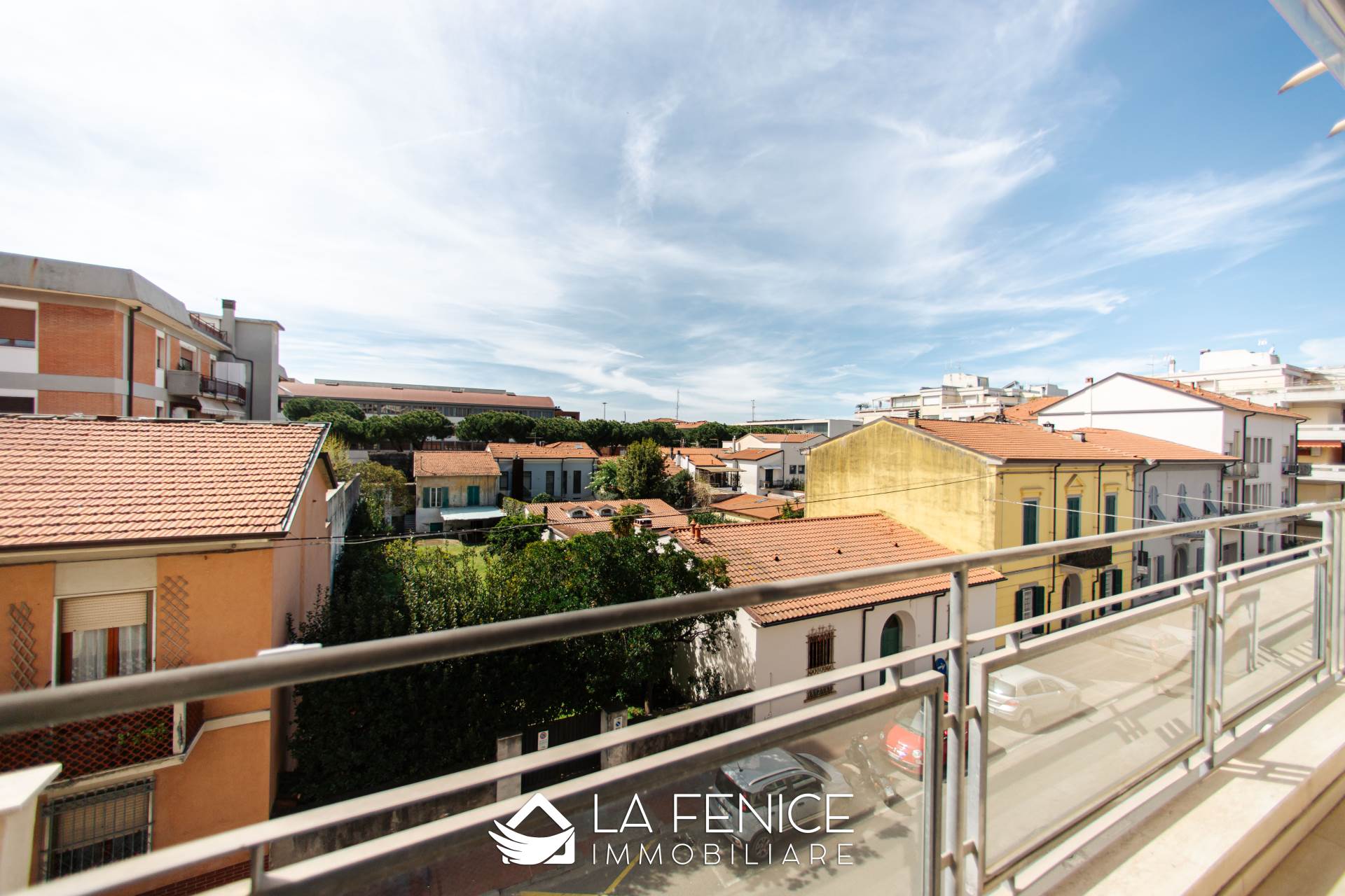 Appartamento a Carrara con 5 locali di 163 m2 - Foto