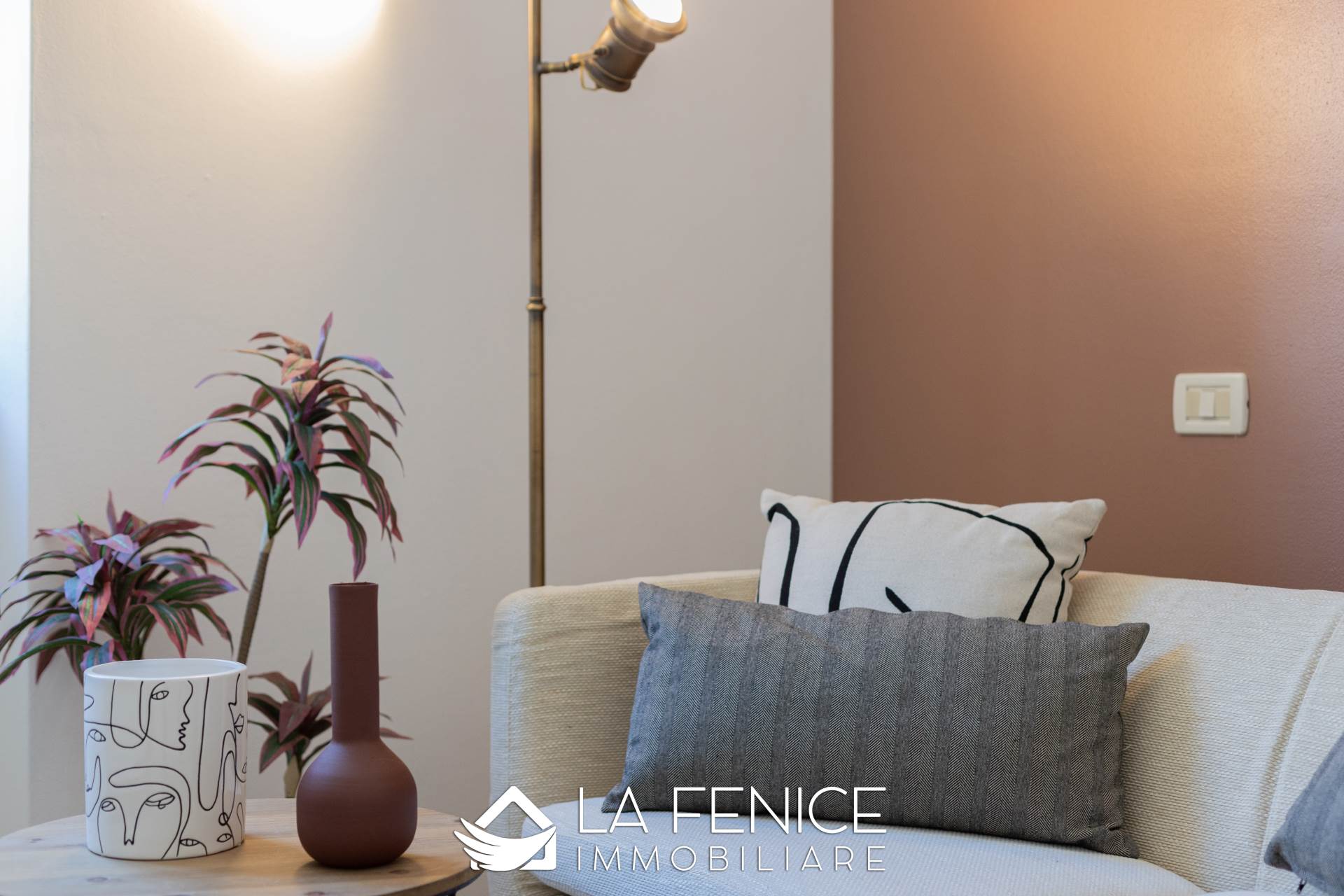 Villino a Viareggio con 7 locali di 155 m2 - Foto Villino a Viareggio con 7 locali di 155 m2 - Foto