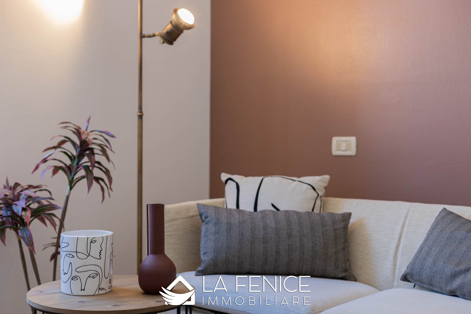 Villino a Viareggio con 7 locali di 155 m2 - Foto Villino a Viareggio con 7 locali di 155 m2 - Foto