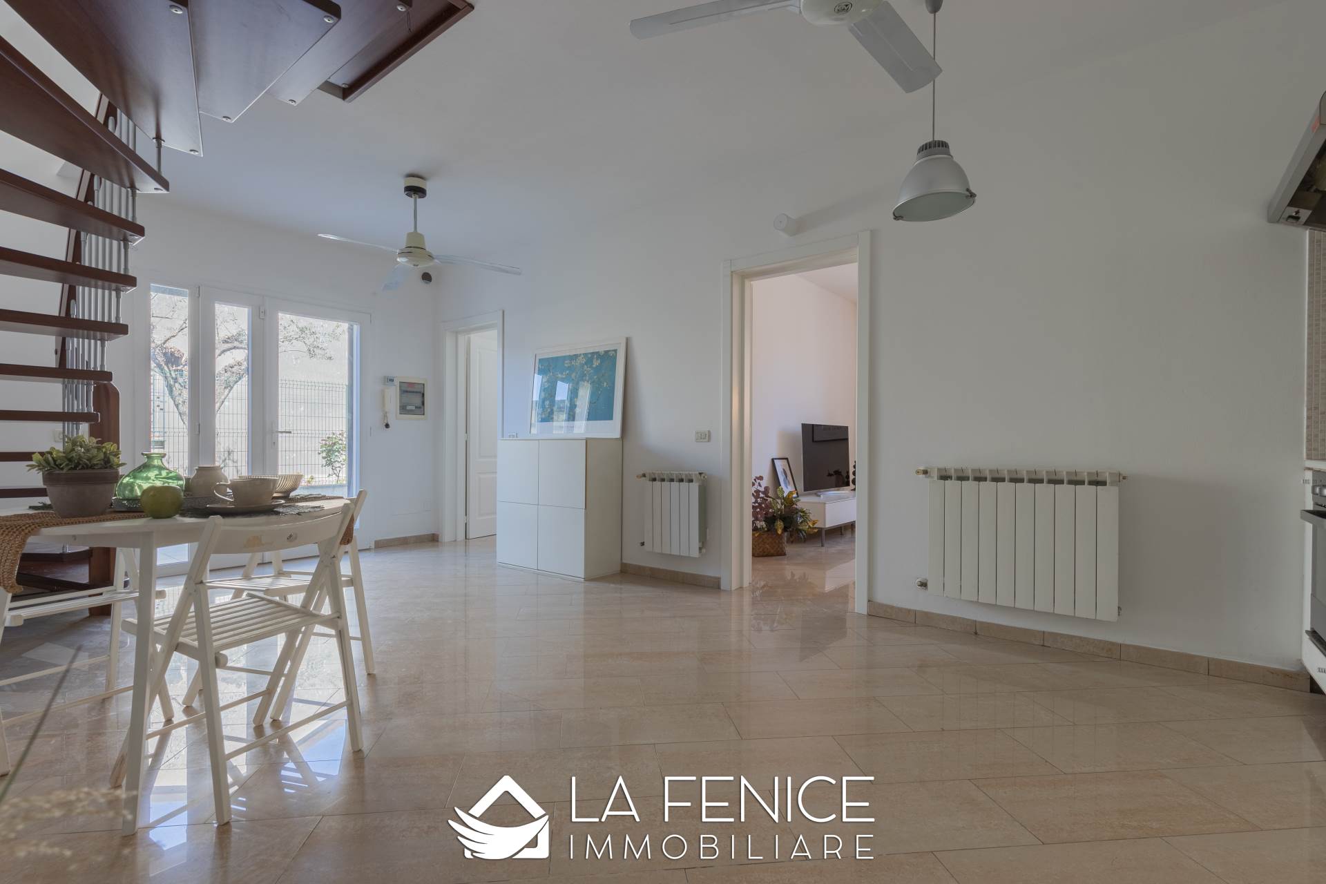 Villino a Viareggio con 7 locali di 155 m2 - Foto Villino a Viareggio con 7 locali di 155 m2 - Foto