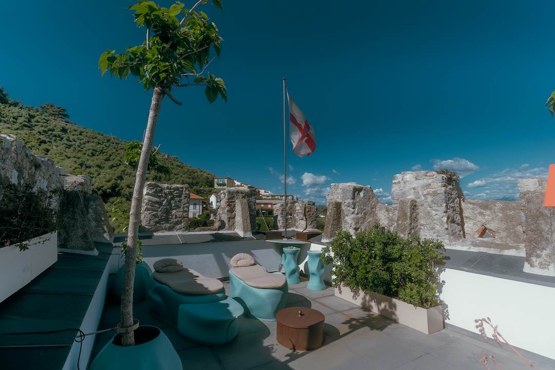 Hotel a Portovenere con 3 locali di 100 m2 - Foto